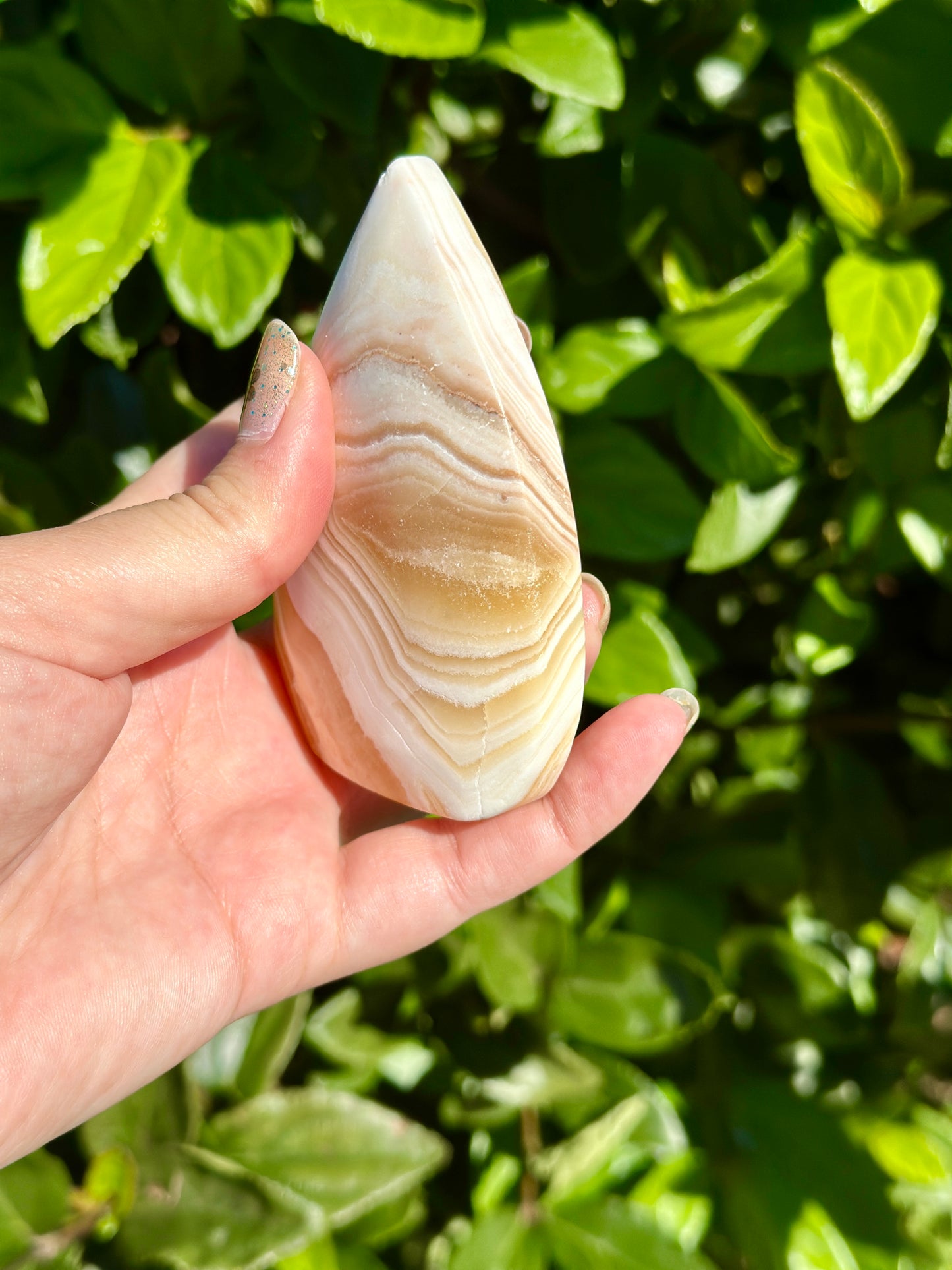 Yellow Calcite Freeform - Brighten Your Space with Healing Energy, Ideal for Positivity and Mental Clarity
