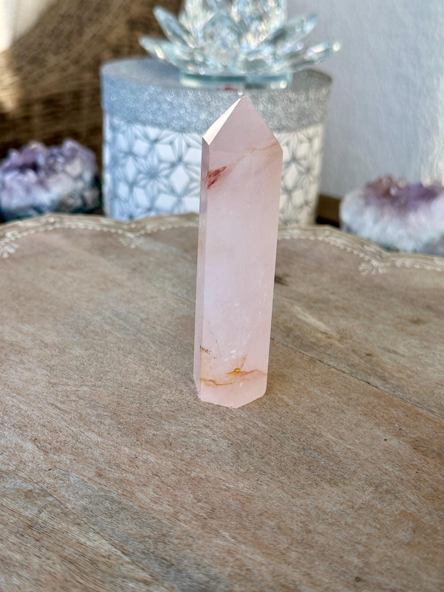 Fire Quartz Tower - Energizing Crystal for Focus, Creativity, and Balance, Ideal for Meditation and Home Decor