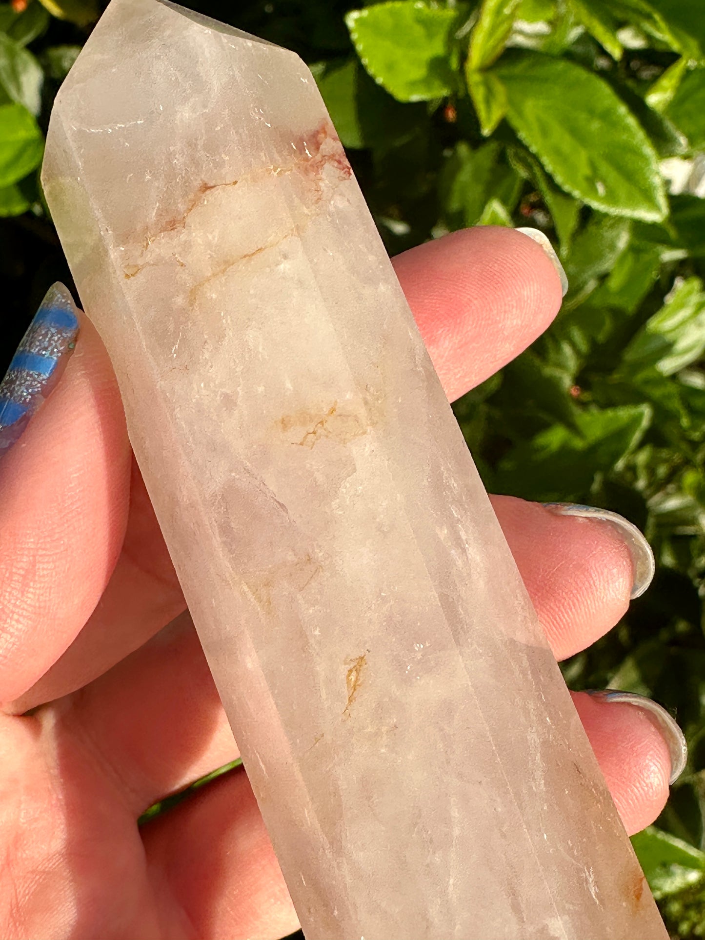 Fire Quartz Tower - Energizing Crystal for Focus, Creativity, and Balance, Ideal for Meditation and Home Decor