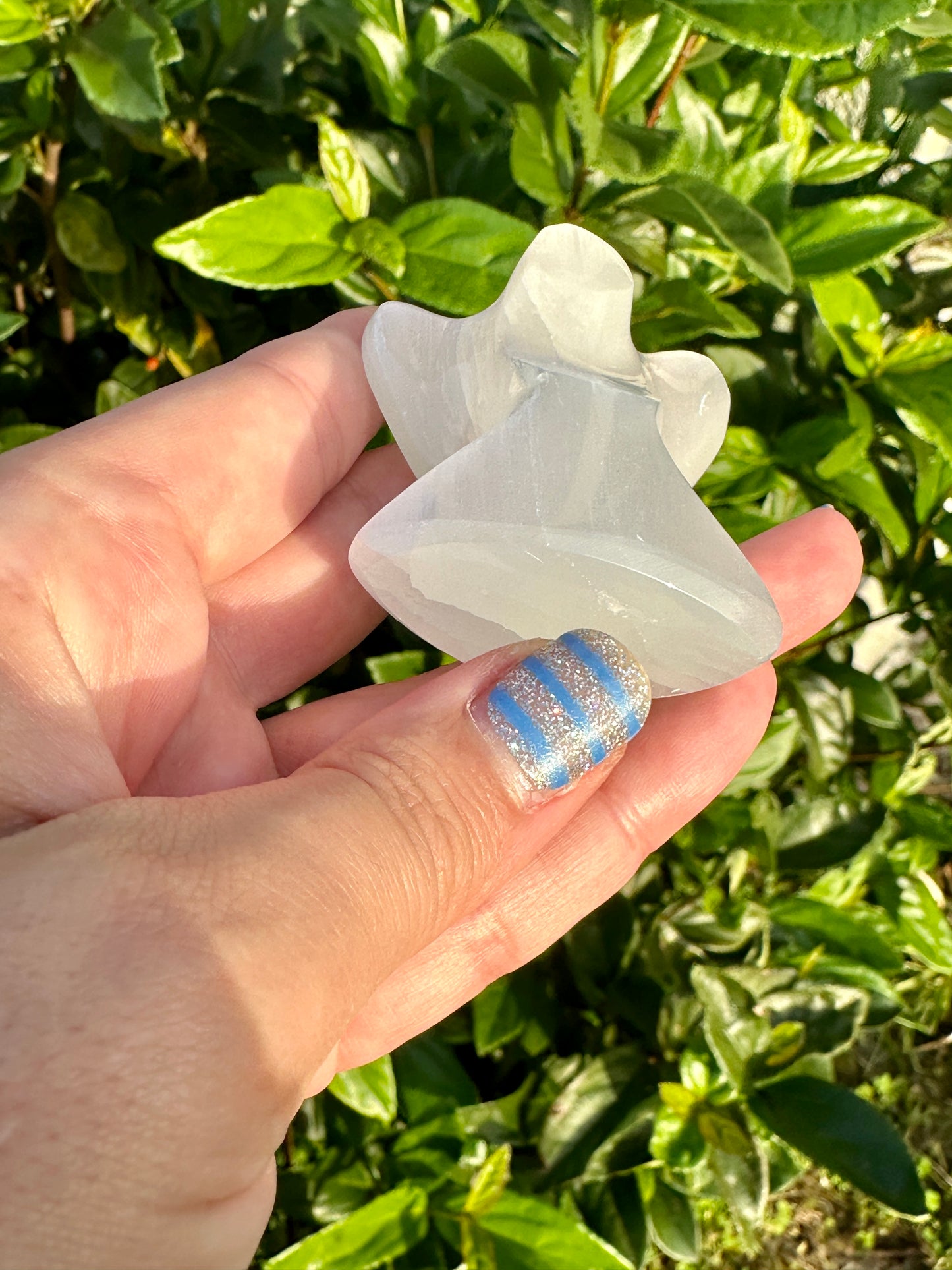 Angel Selenite Carving: Divine Handcrafted Gemstone Figurine for Spiritual Healing and Peaceful Home Decor, Ideal for Meditation Spaces