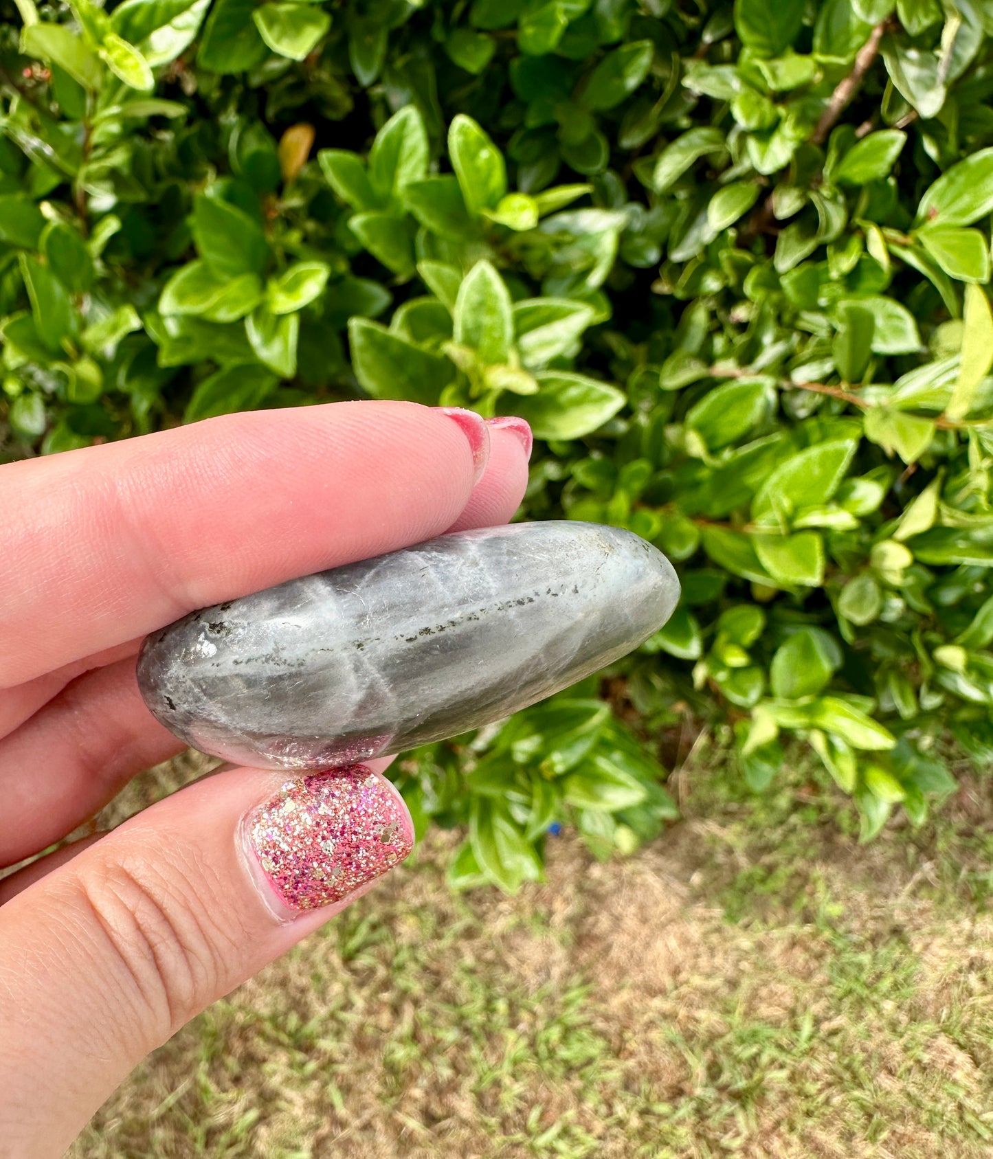 Labradorite Palm Stone for Intuition and Protection - Enhance Your Spiritual Journey with This Mystical Crystal, Ideal for Energy Work