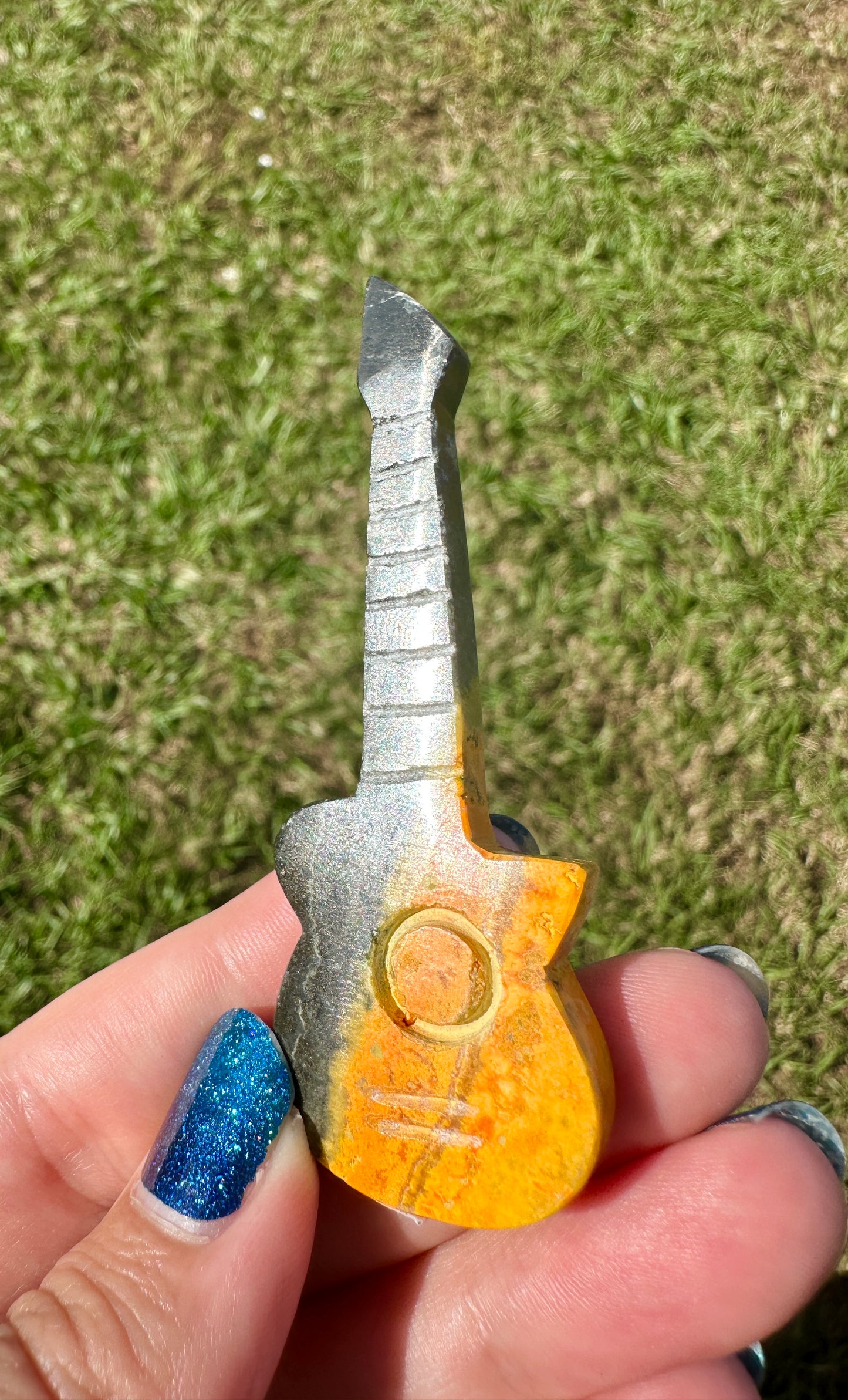 Bumble Bee Jasper - Guitar 🎸