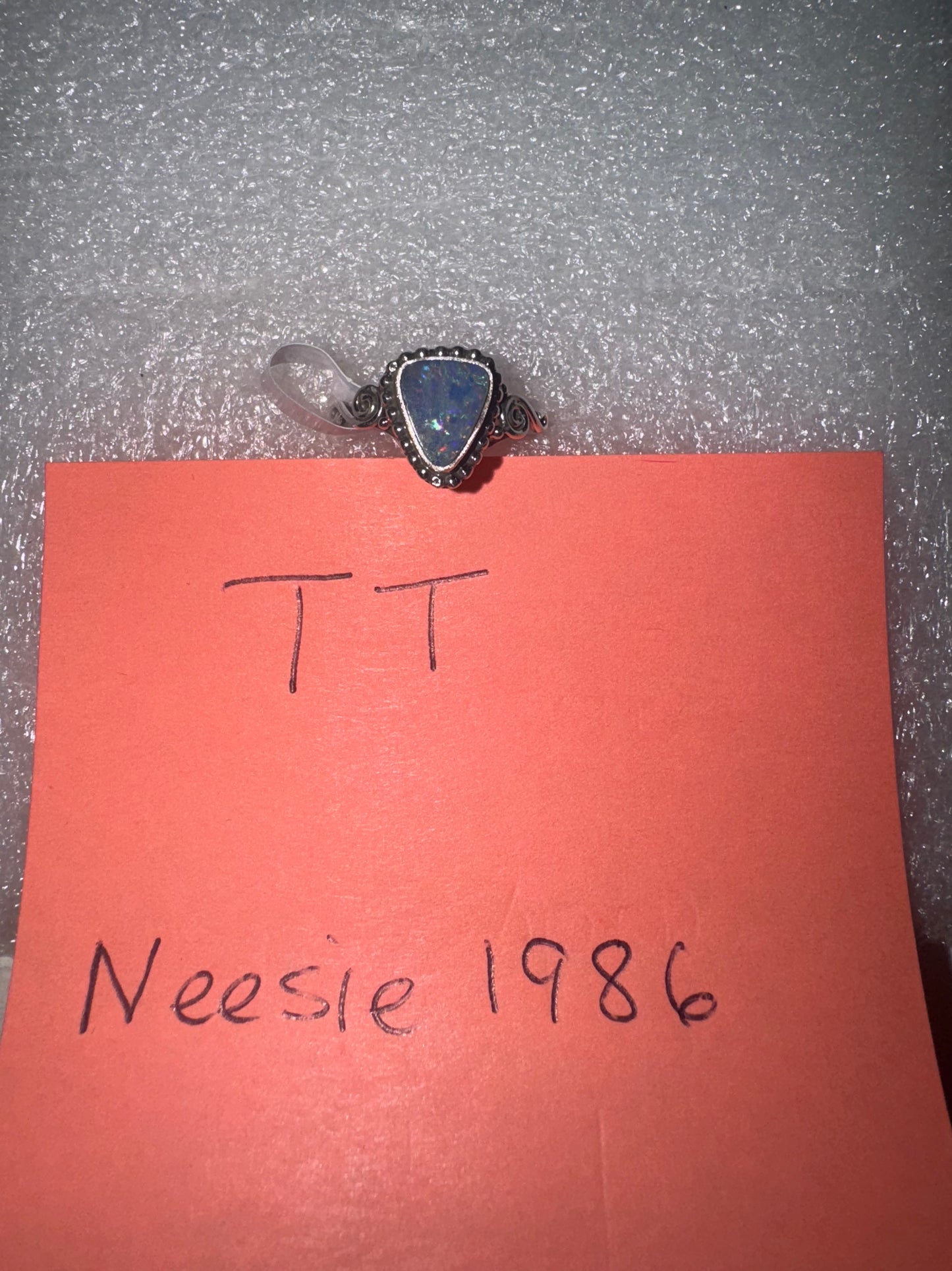 Neesie1986