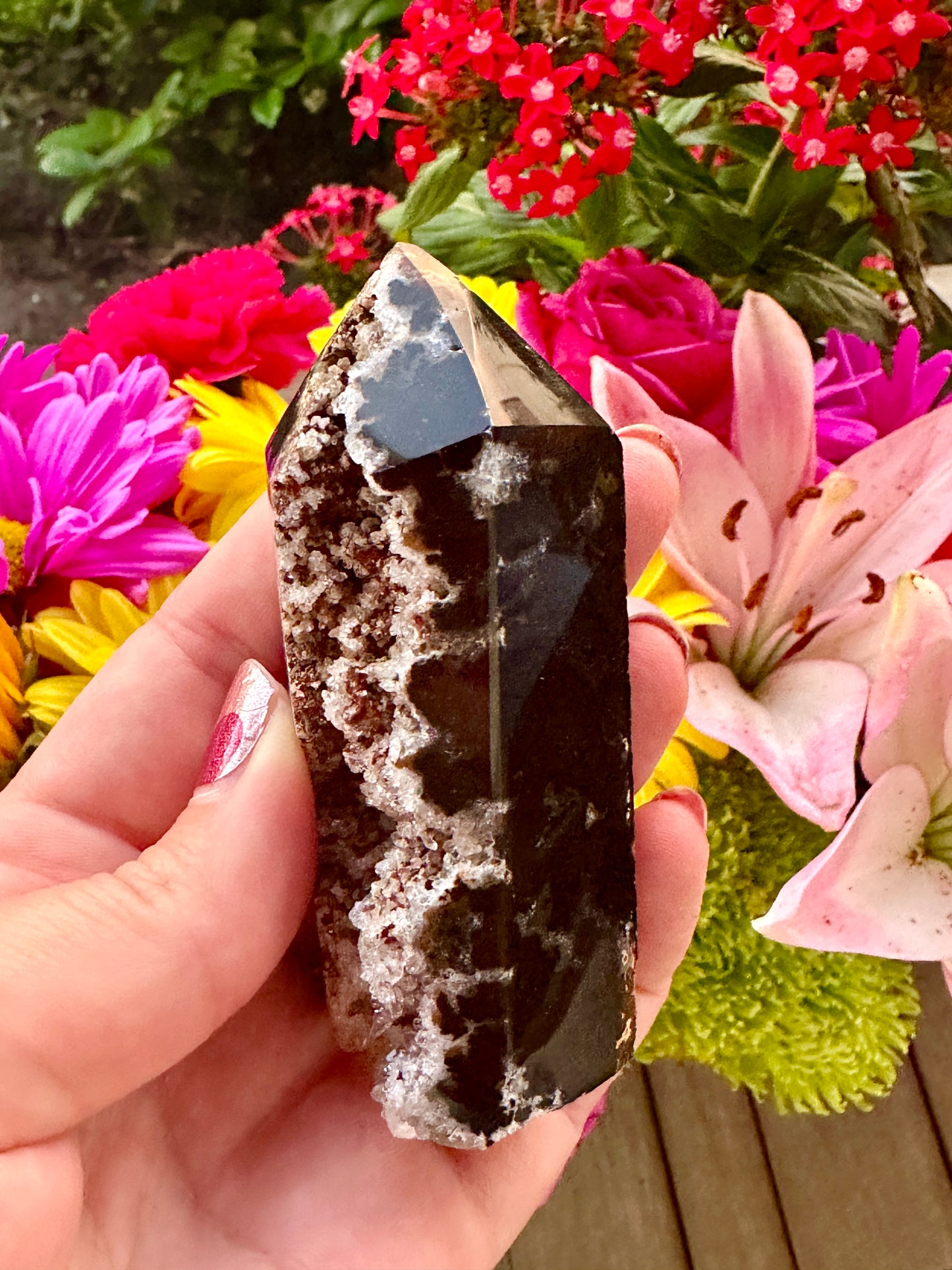Druzy Agate Tower - Sparkling Natural Wonder for Energy Amplification and Emotional Balance, Perfect for Home or Office Decor