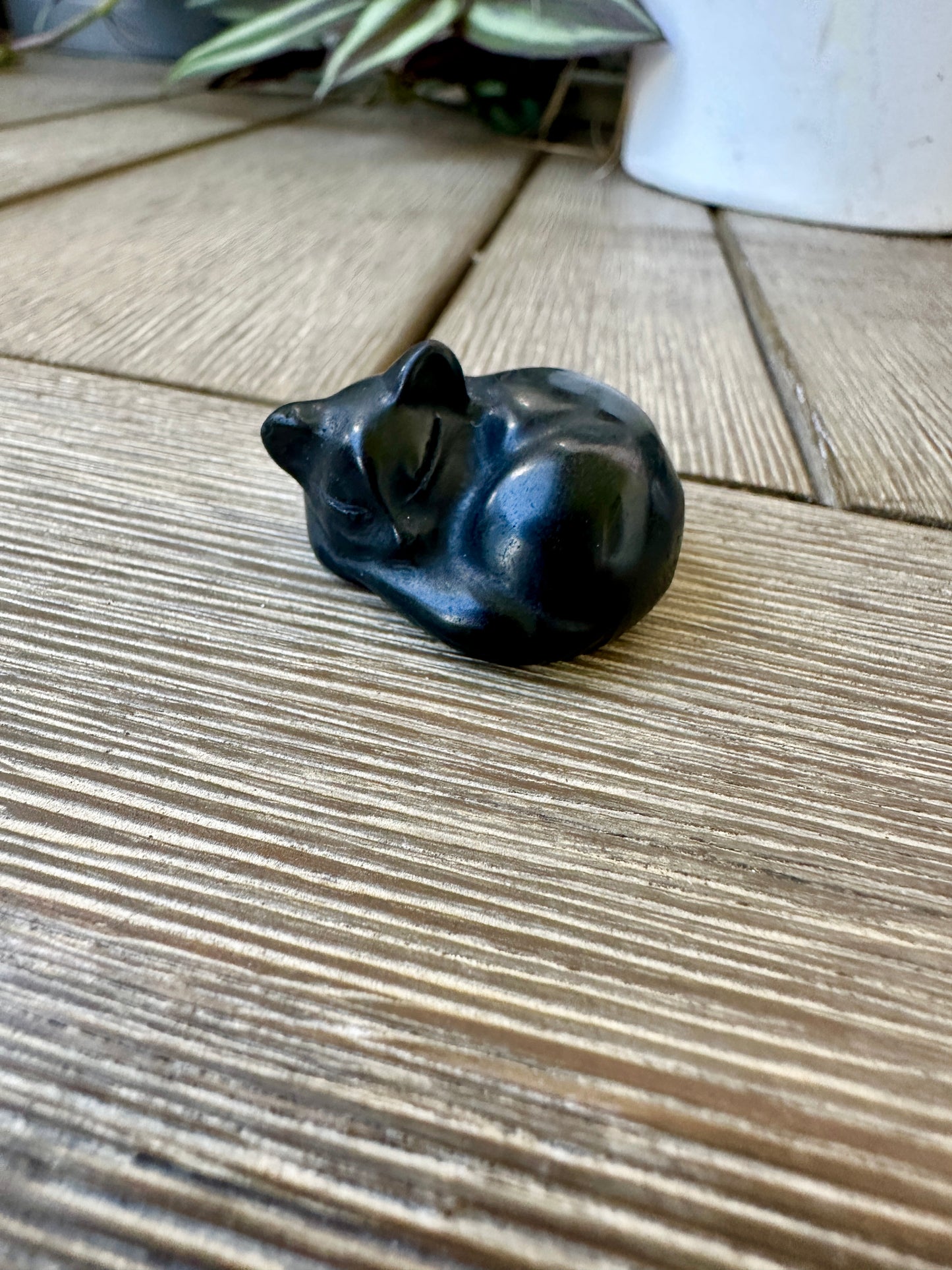 Black Obsidian Sleeping Cat Carving for Home Decor | Natural Healing Crystal Figurine | Spiritual Animal Totem | Protective Stone Gift