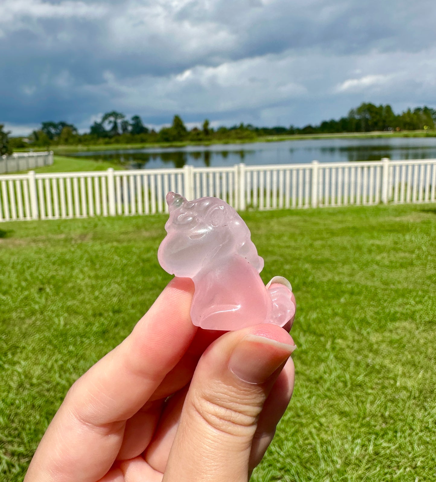 Rose Quartz Unicorn Figurine, Healing Crystal Unicorn Statue, Spiritual Decor, Unique Gift for Crystal Lovers, Rose Quartz Sculpture