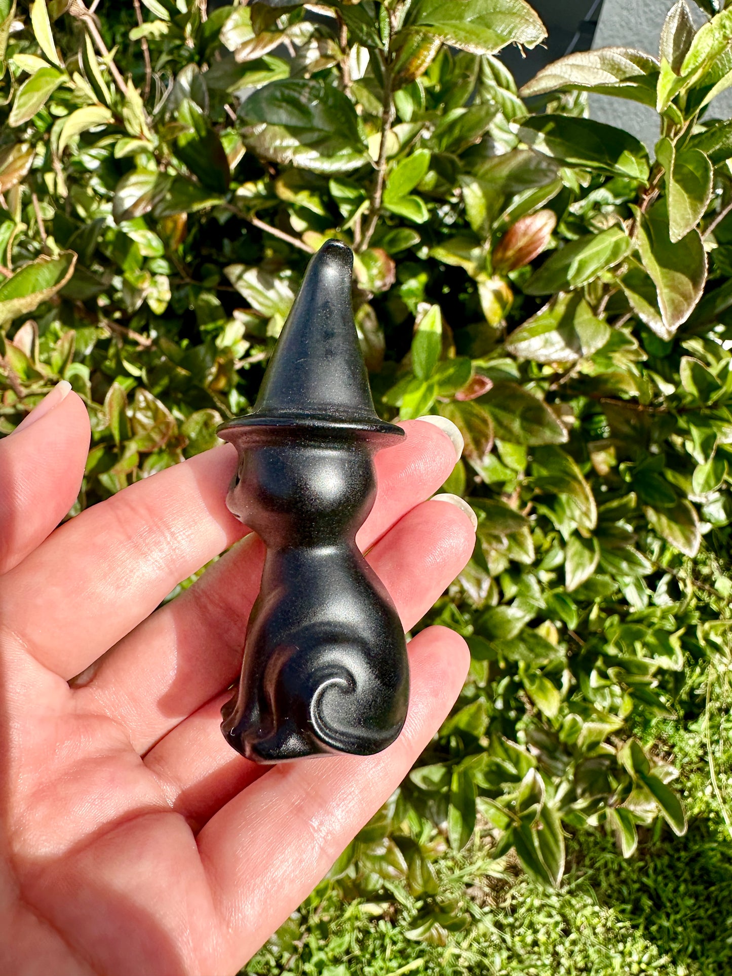 Black Obsidian Cat Witch Carving - Magical Feline Sculpture for Witchy Decor, Spiritual Protection, Altar, Gift for Cat Lovers