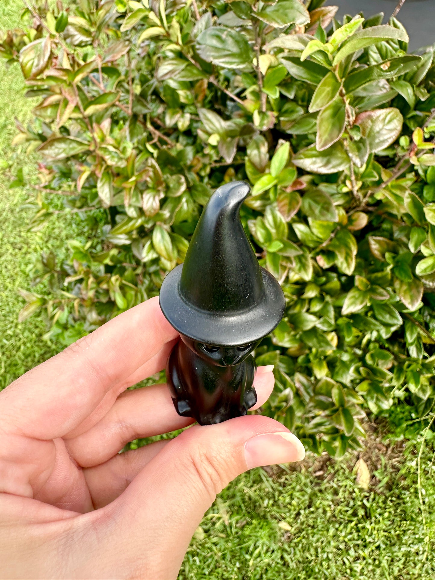 Black Obsidian Cat Witch Carving - Magical Feline Sculpture for Witchy Decor, Spiritual Protection, Altar, Gift for Cat Lovers