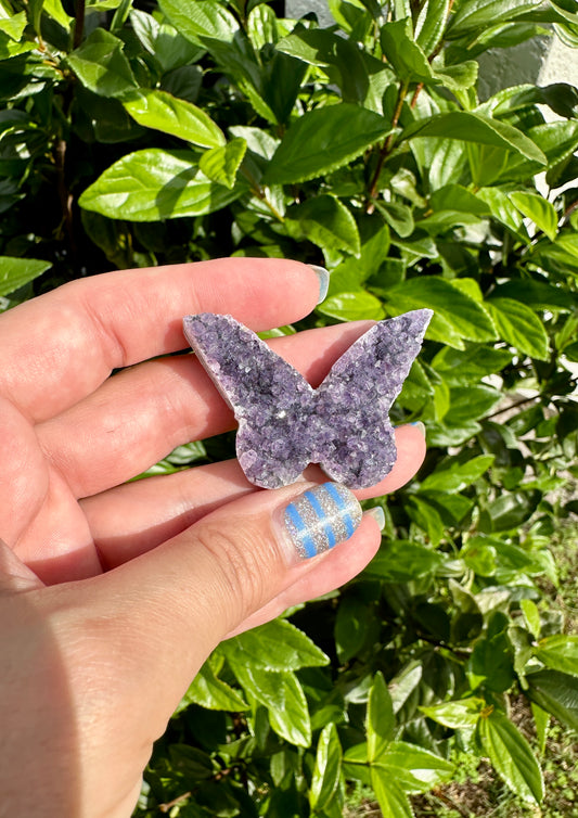 Uruguayan Amethyst Druzy Butterfly - Captivating Gemstone Art for Tranquility and Spiritual Awakening, Perfect for Collectors and Home Decor