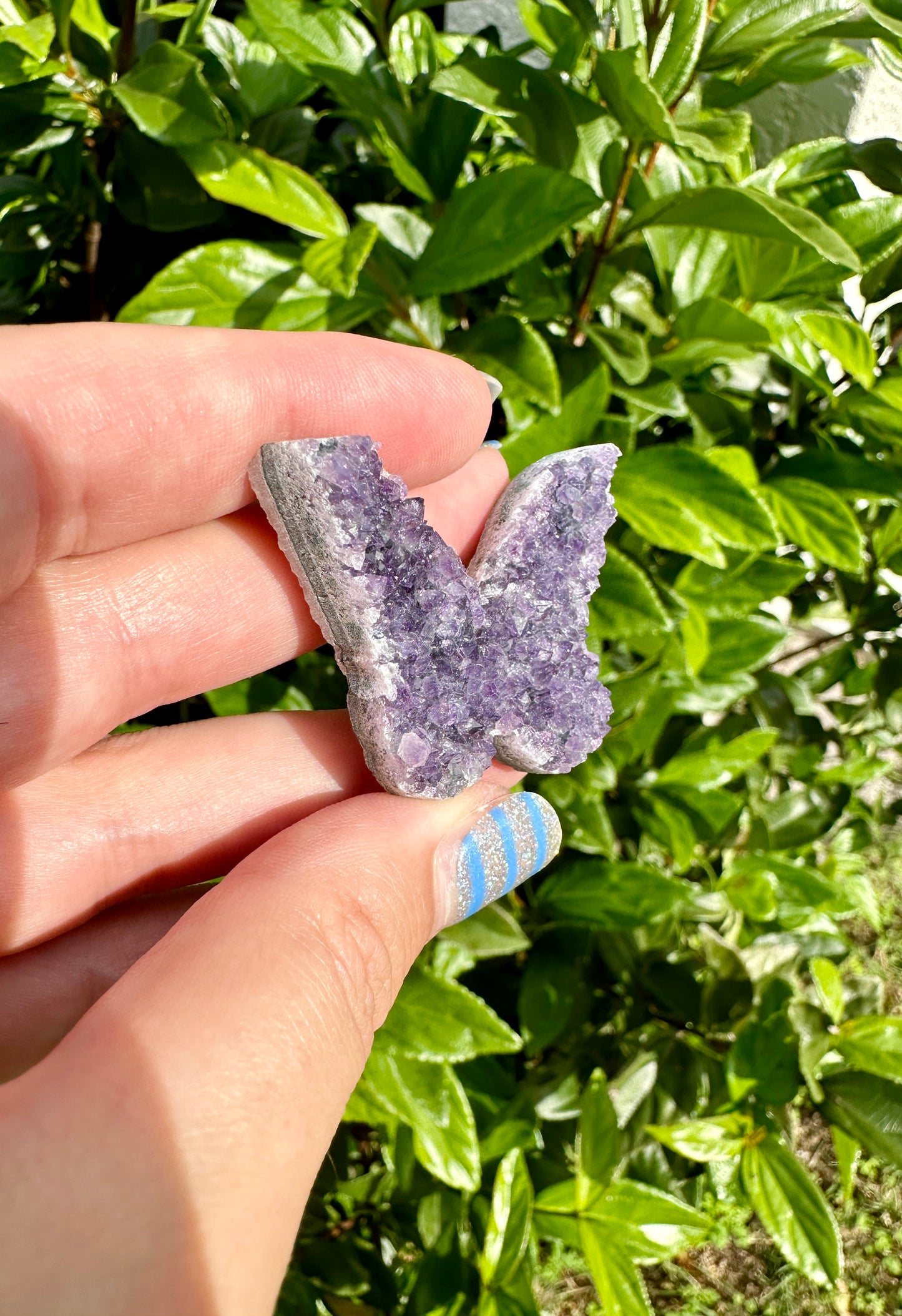 Uruguayan Amethyst Druzy Butterfly - Captivating Gemstone Art for Tranquility and Spiritual Awakening, Perfect for Collectors and Home Decor