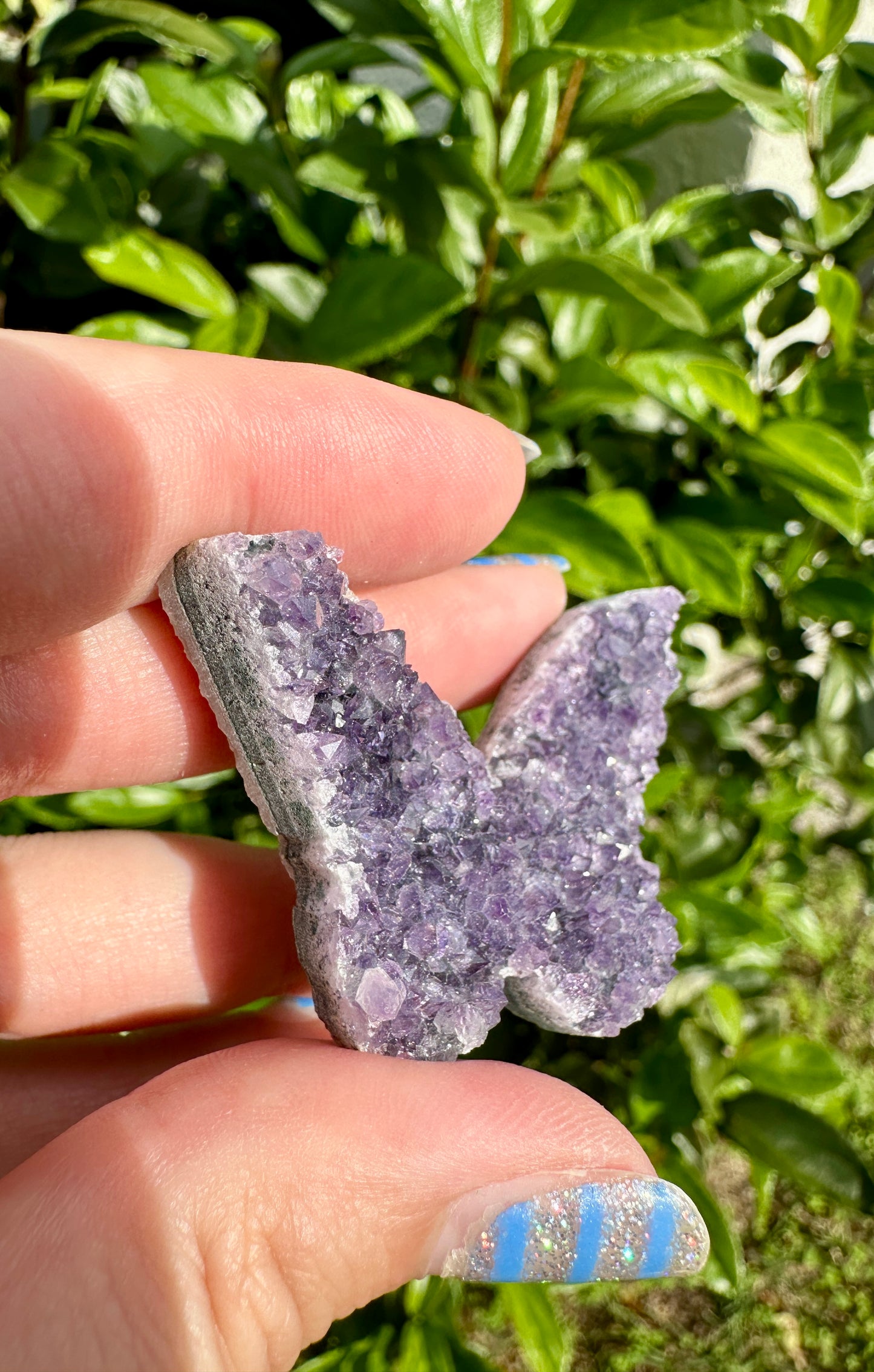 Uruguayan Amethyst Druzy Butterfly - Captivating Gemstone Art for Tranquility and Spiritual Awakening, Perfect for Collectors and Home Decor