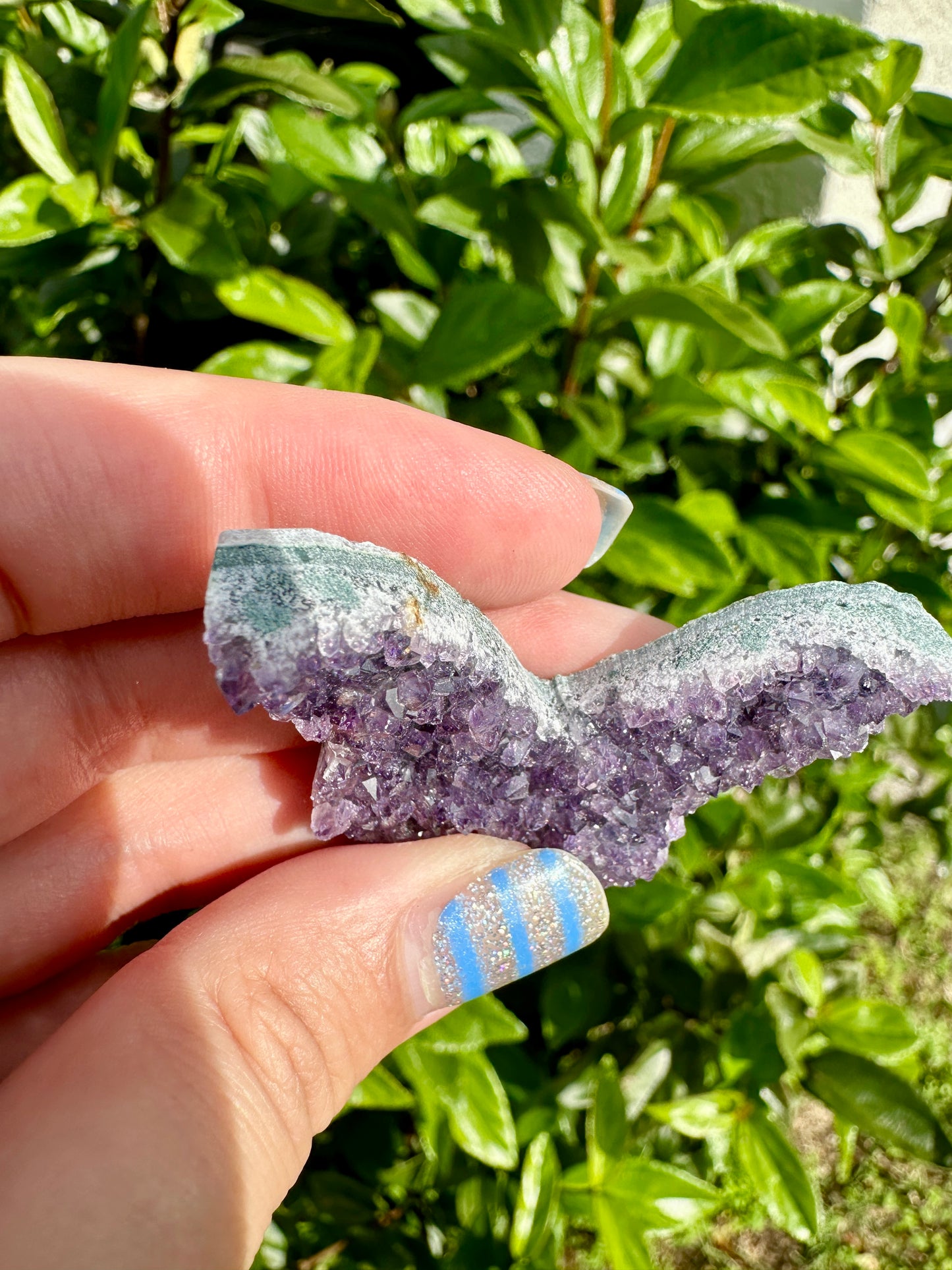 Uruguayan Amethyst Druzy Butterfly - Captivating Gemstone Art for Tranquility and Spiritual Awakening, Perfect for Collectors and Home Decor