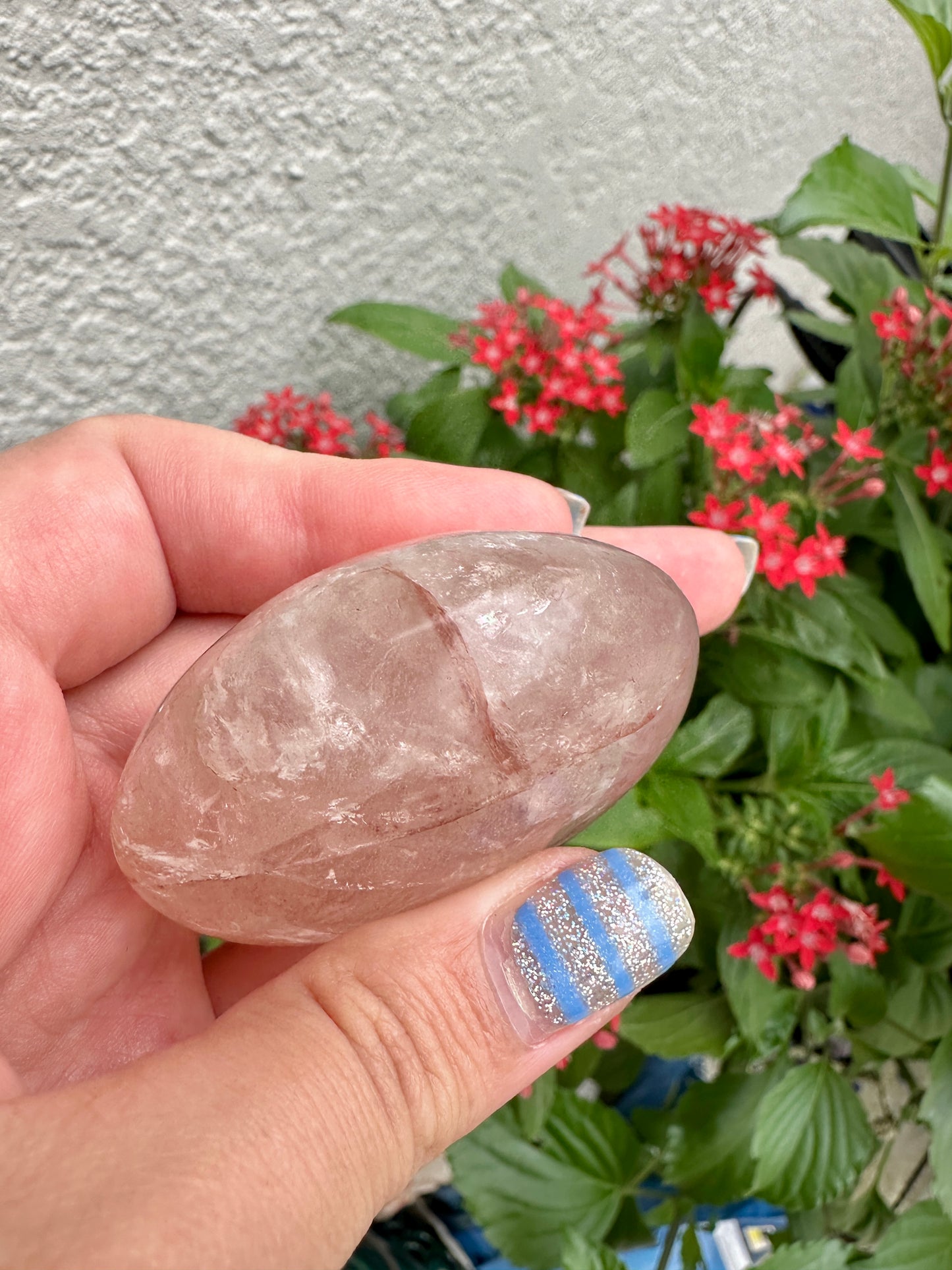 Fire Quartz Palm Stone - Ignite Passion and Energy, Perfect for Enhancing Focus and Creativity, Ideal for Meditation and Emotional Balance