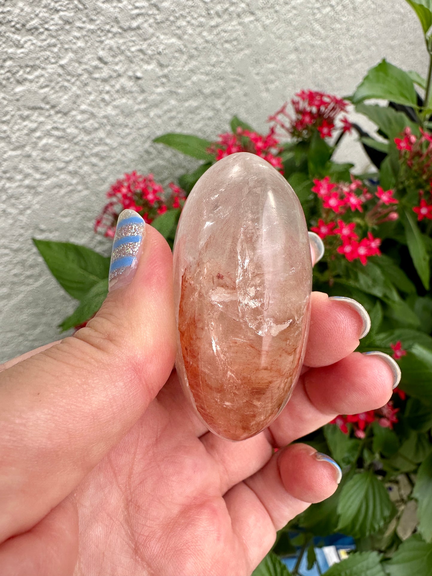 Fire Quartz Palm Stone - Ignite Passion and Energy, Perfect for Enhancing Focus and Creativity, Ideal for Meditation and Emotional Balance