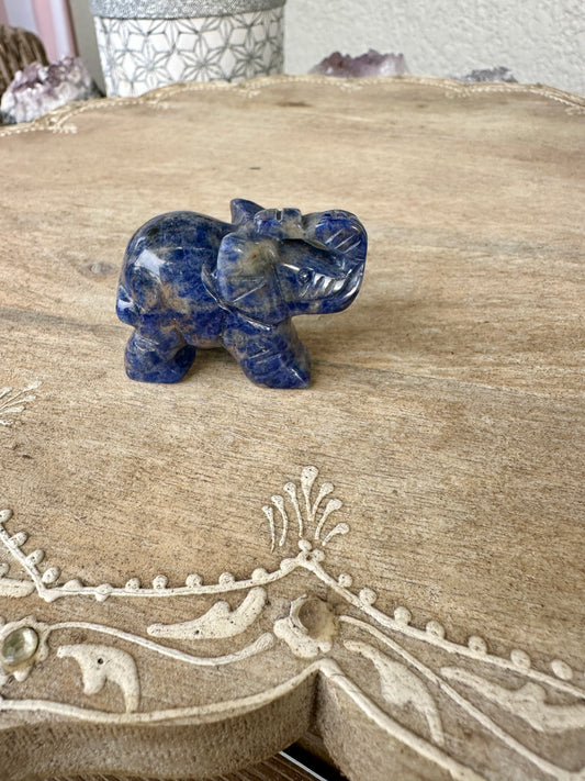Sodalite Elephant Carving - Embrace Wisdom and Tranquility, Perfect for Enhancing Mental Clarity and Emotional Balance, Ideal for Collectors and Decor