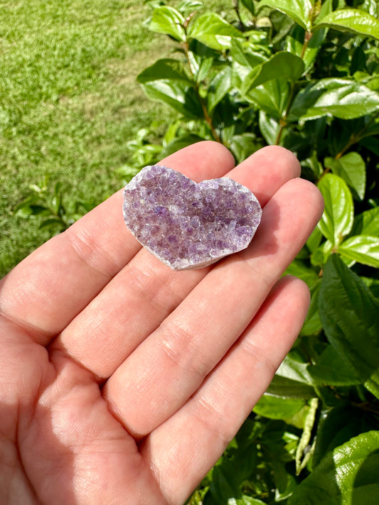 Uruguayan Amethyst Druzy Heart: A Captivating Gem for Love & Healing, Perfect for Collectors and Home Decor