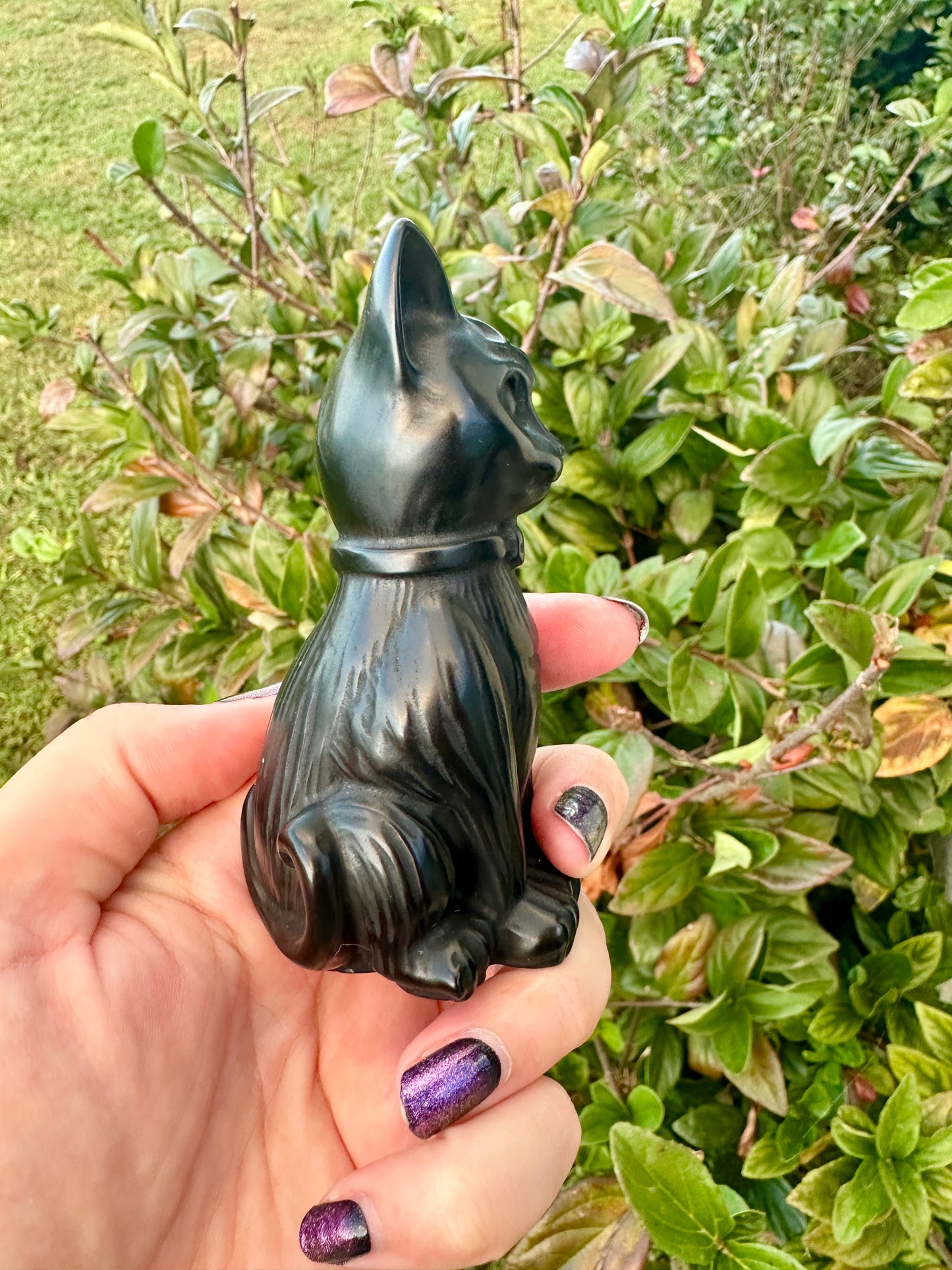 Black Obsidian Cat Carving, Healing Crystal Cat Figurine, Protective Obsidian Animal Statue, Unique Gift for Cat Lovers and Crystal Collectors