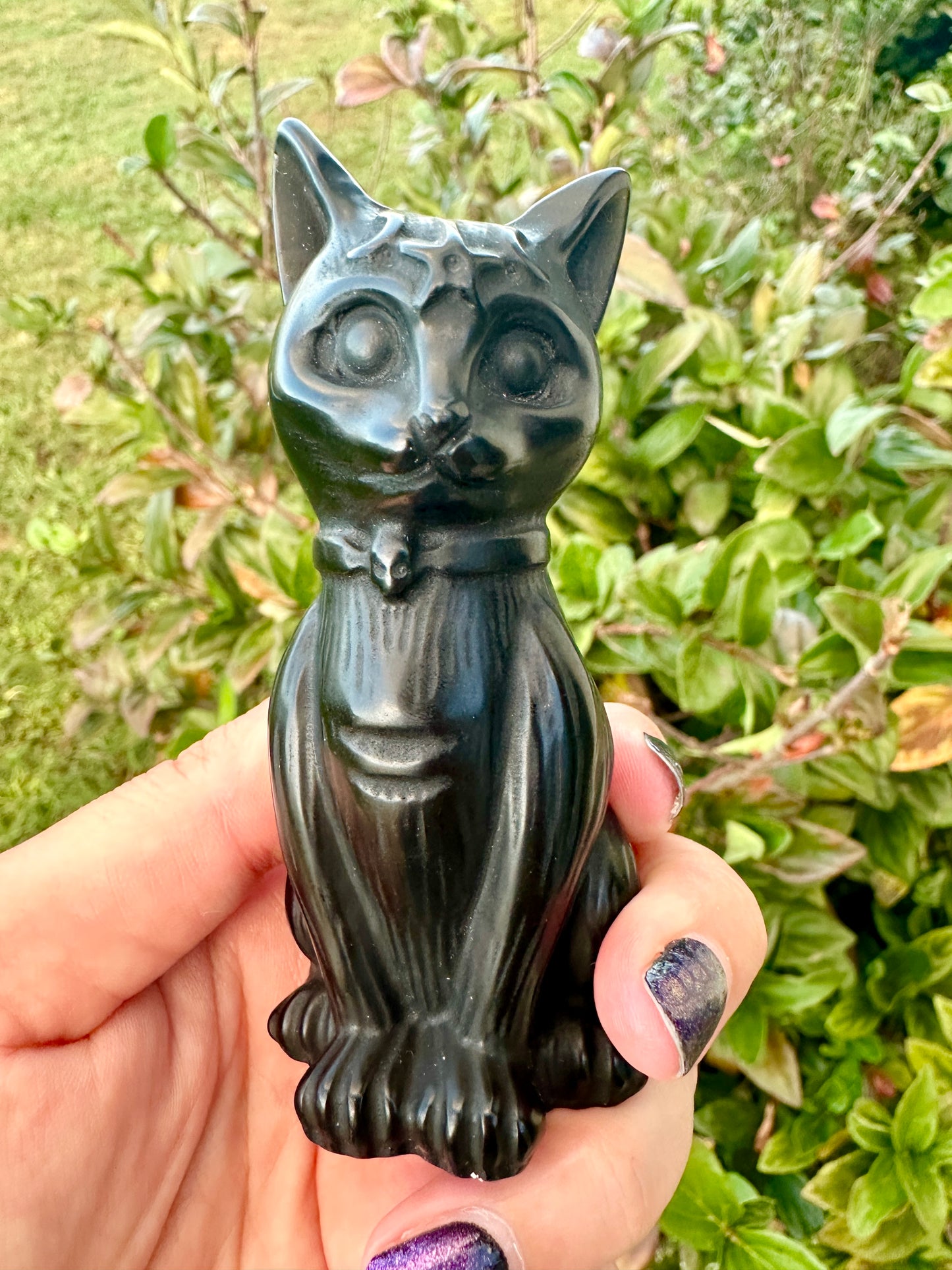 Black Obsidian Cat Carving, Healing Crystal Cat Figurine, Protective Obsidian Animal Statue, Unique Gift for Cat Lovers and Crystal Collectors