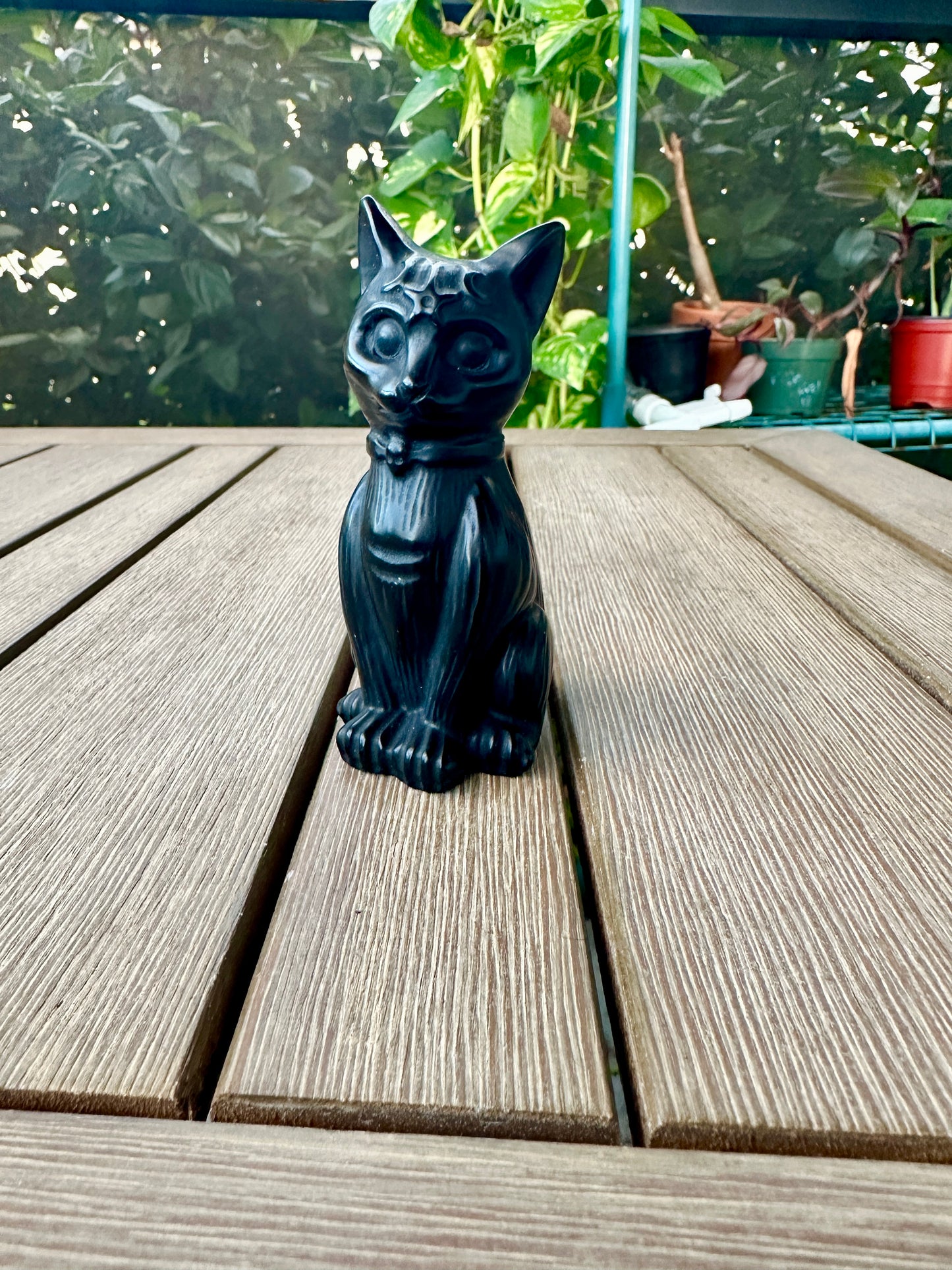 Black Obsidian Cat Carving, Healing Crystal Cat Figurine, Protective Obsidian Animal Statue, Unique Gift for Cat Lovers and Crystal Collectors