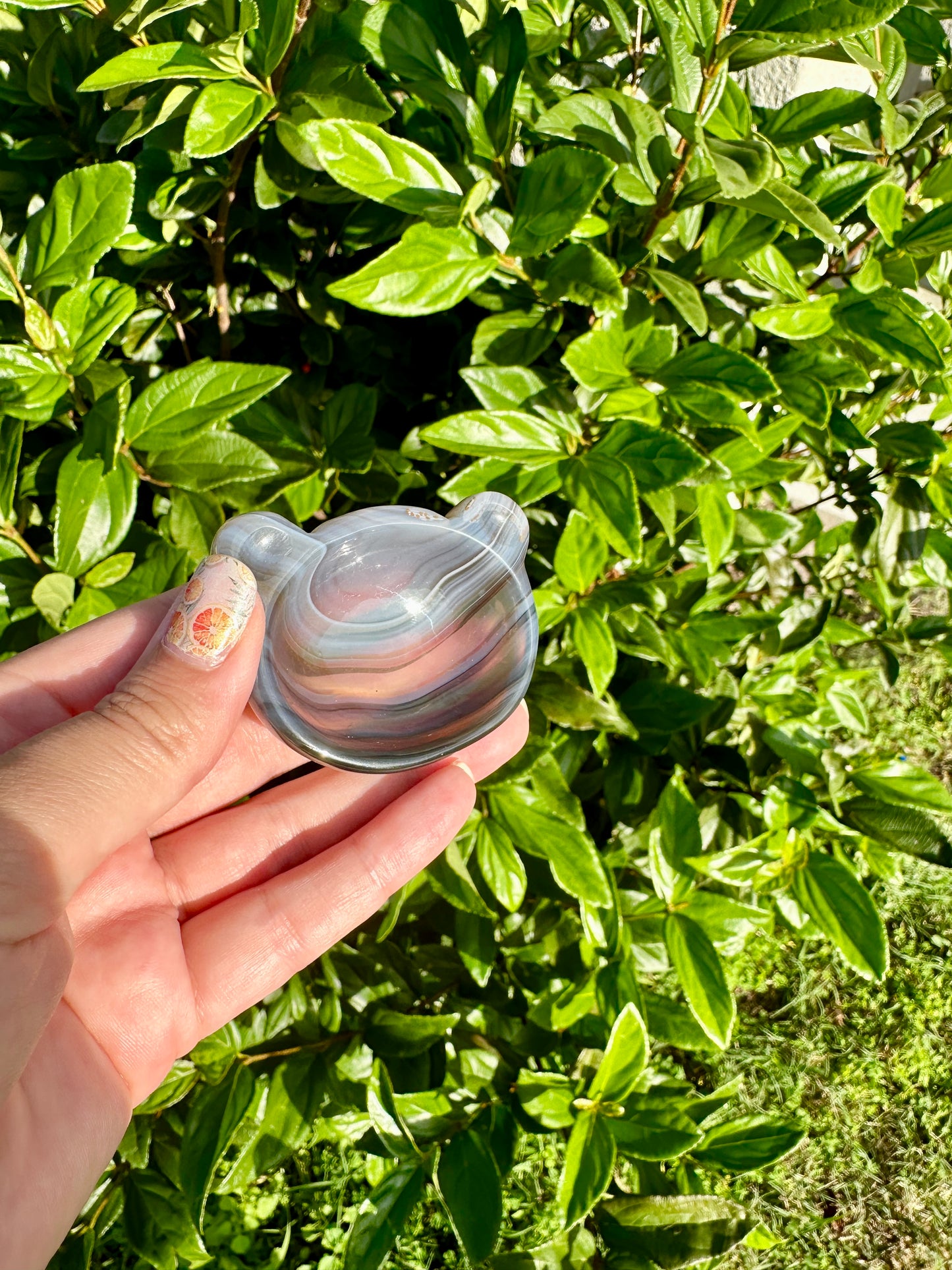 Agate Bear Head Bowl - Unique Hand-Carved Stone Dish, Perfect for Home Decor and Crystal Healing, Symbol of Strength and Courage