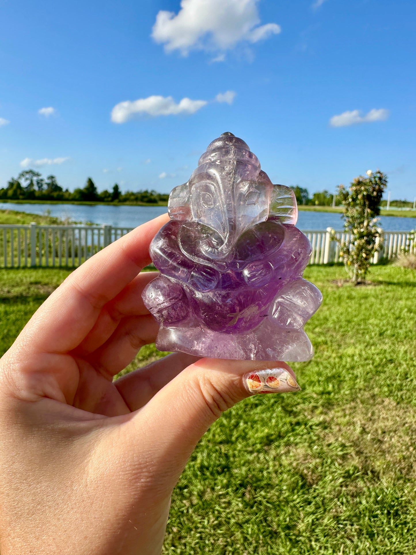 Amethyst Ganesha Carving - Stunning Hand-Carved Purple Crystal, Spiritual Decor for Home and Office, Brings Prosperity and Peace