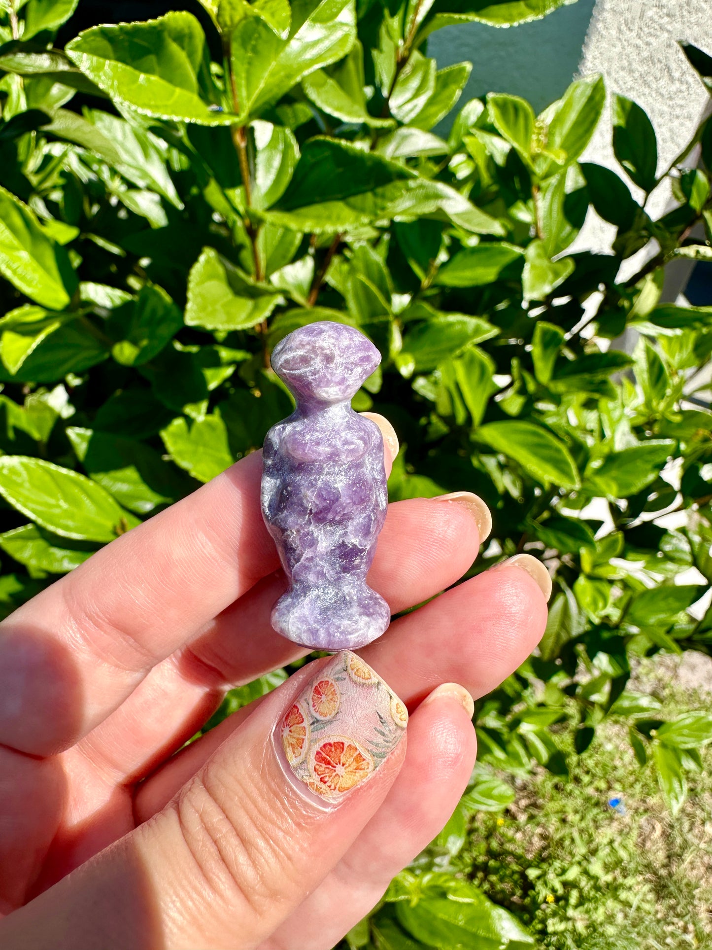 Lepidolite Alien Carving: Captivating Hand-Carved Extraterrestrial Figurine, Perfect for Collectors of Unique Mineral Decor and Sci-Fi Enthusiasts