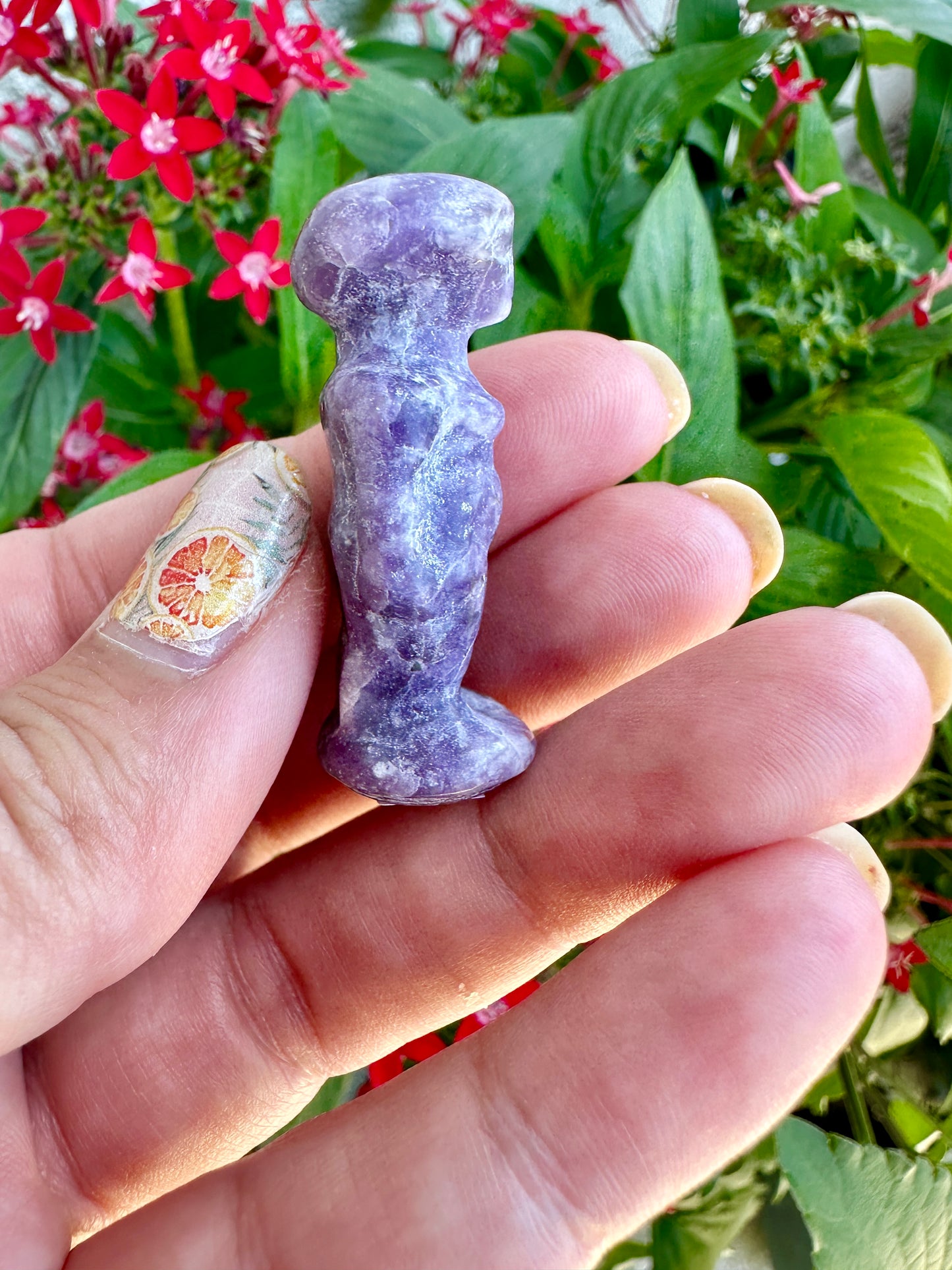 Lepidolite Alien Carving: Captivating Hand-Carved Extraterrestrial Figurine, Perfect for Collectors of Unique Mineral Decor and Sci-Fi Enthusiasts