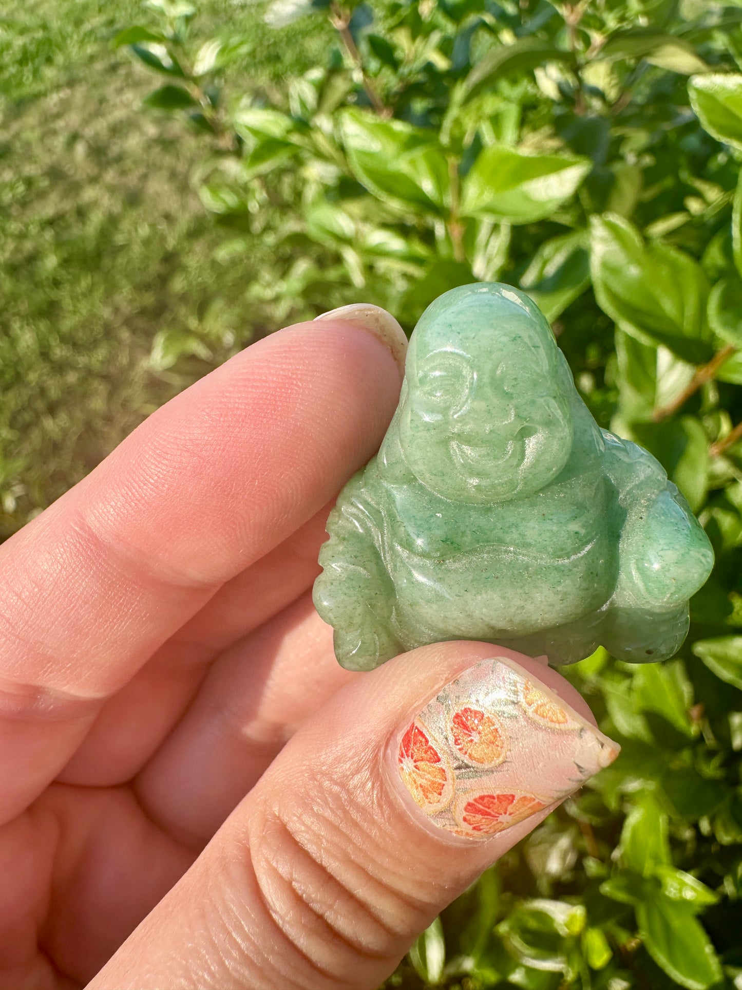 Green Aventurine Buddha Carving: Serene Hand-Carved Buddha Figurine, Ideal for Enhancing Peace, Prosperity, and Feng Shui in Any Space