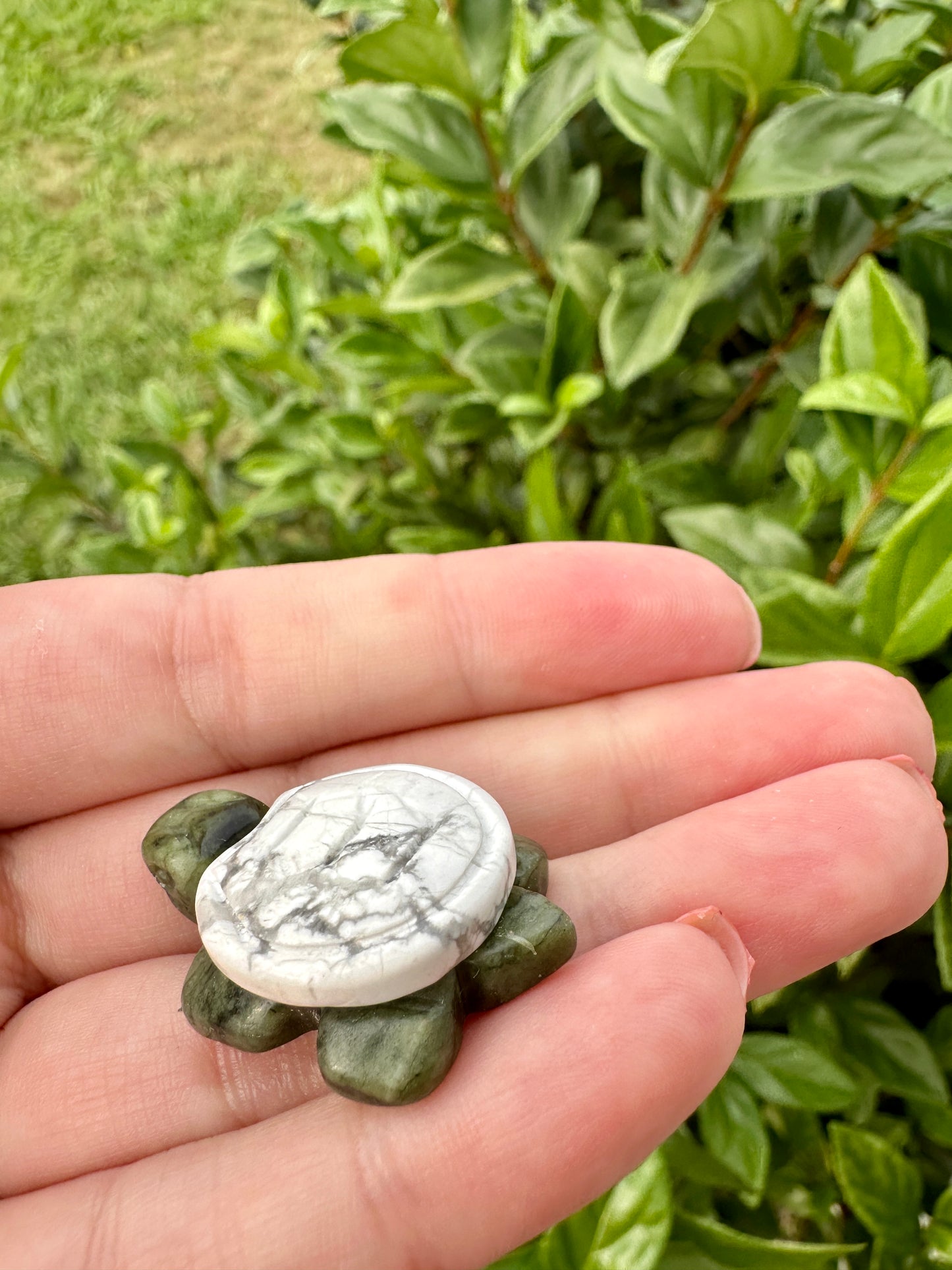 Howlite and Green Jade Turtle Carving - Exquisite Gemstone Turtle, Symbol of Longevity and Prosperity, Perfect Decorative and Collectible Piece