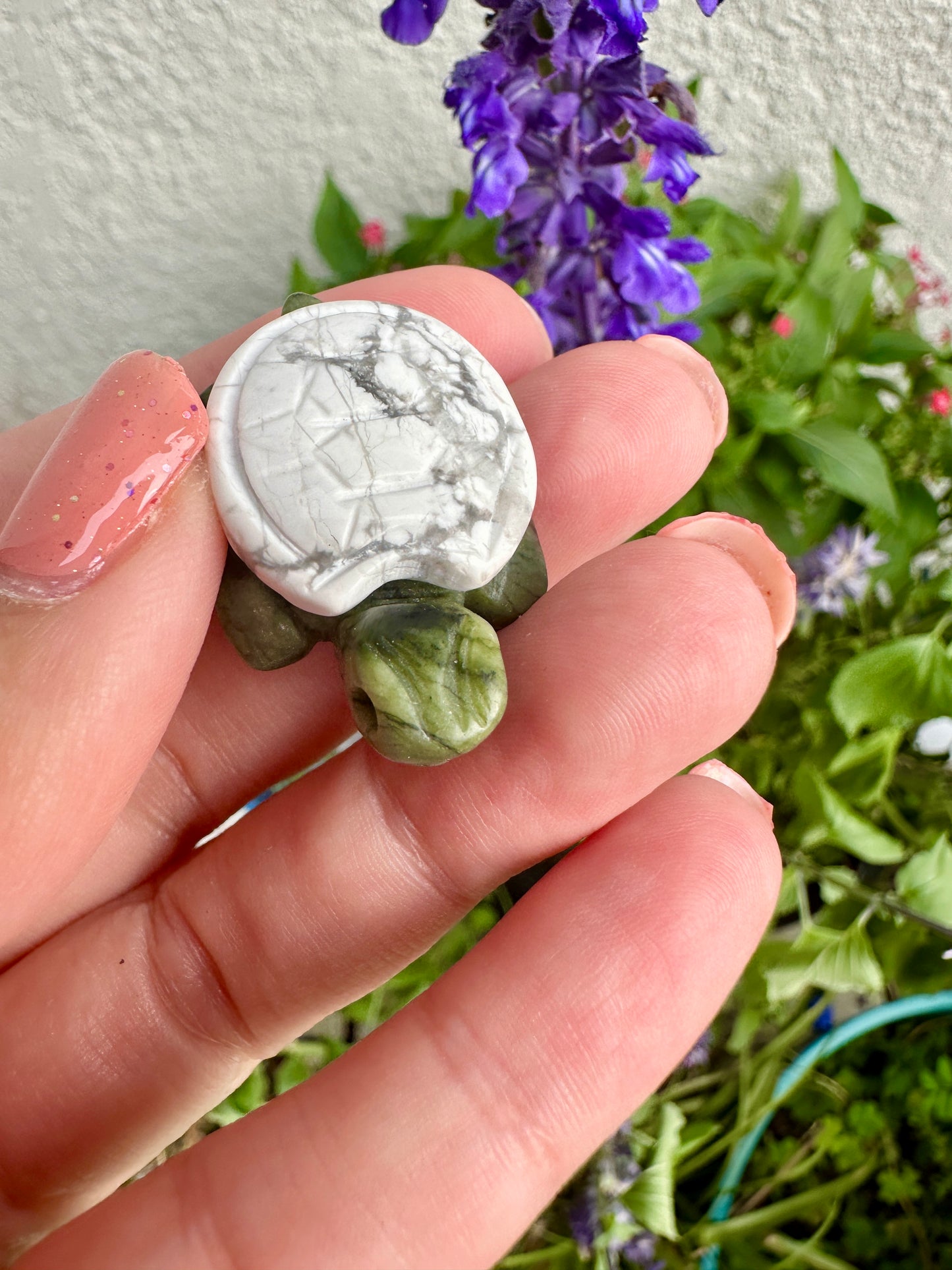 Howlite and Green Jade Turtle Carving - Exquisite Gemstone Turtle, Symbol of Longevity and Prosperity, Perfect Decorative and Collectible Piece