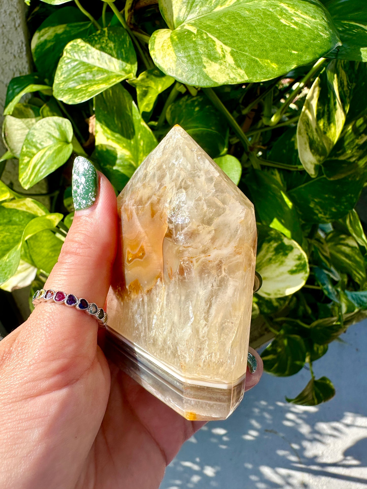 Druzy Agate Tower - Sparkling Natural Wonder for Energy Amplification and Emotional Balance, Perfect for Home or Office Decor
