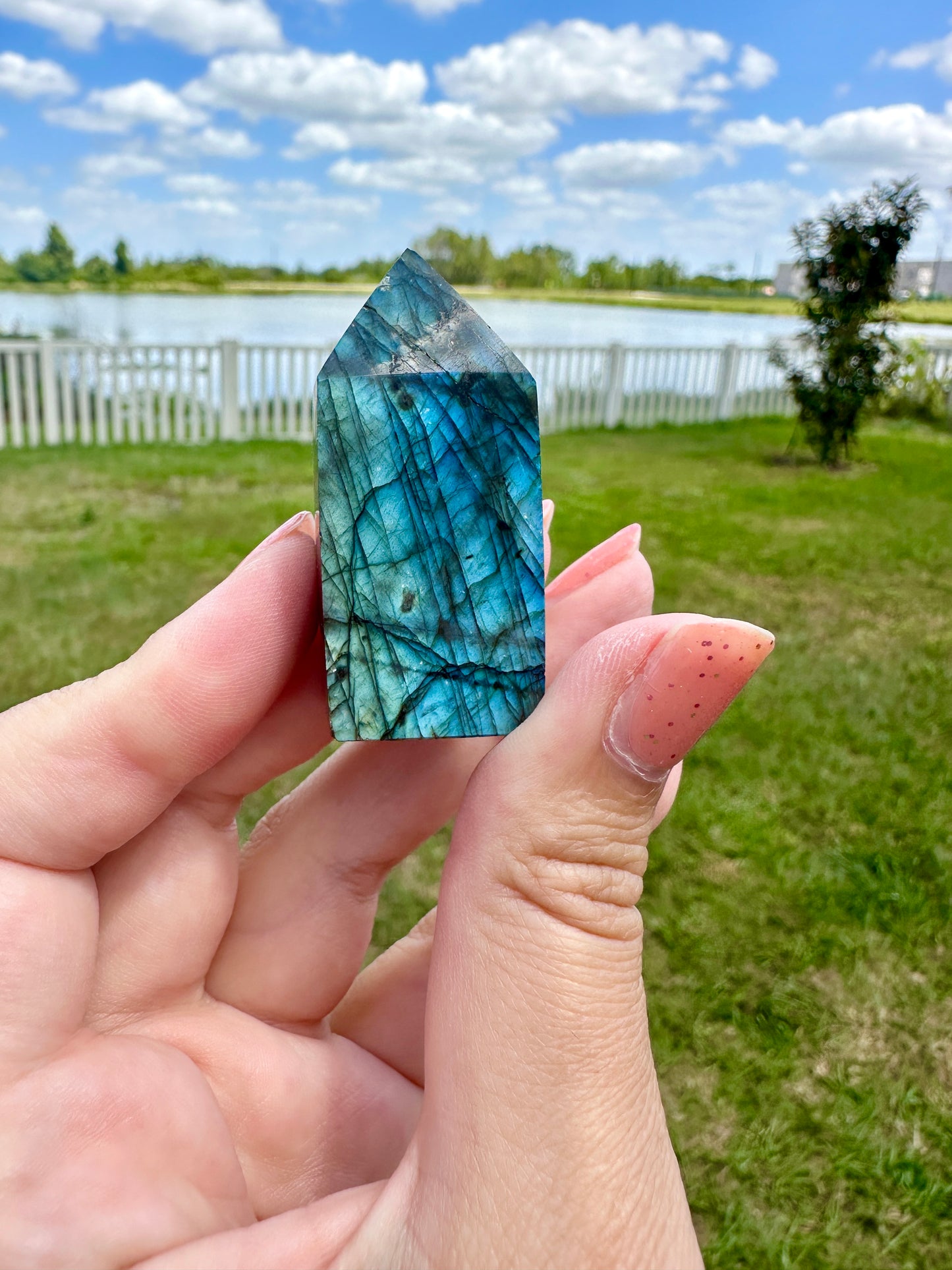 Labradorite Tower - Elevate Your Space with the Magic of Aurora Borealis, Perfect for Spiritual Awakening and Creative Inspiration