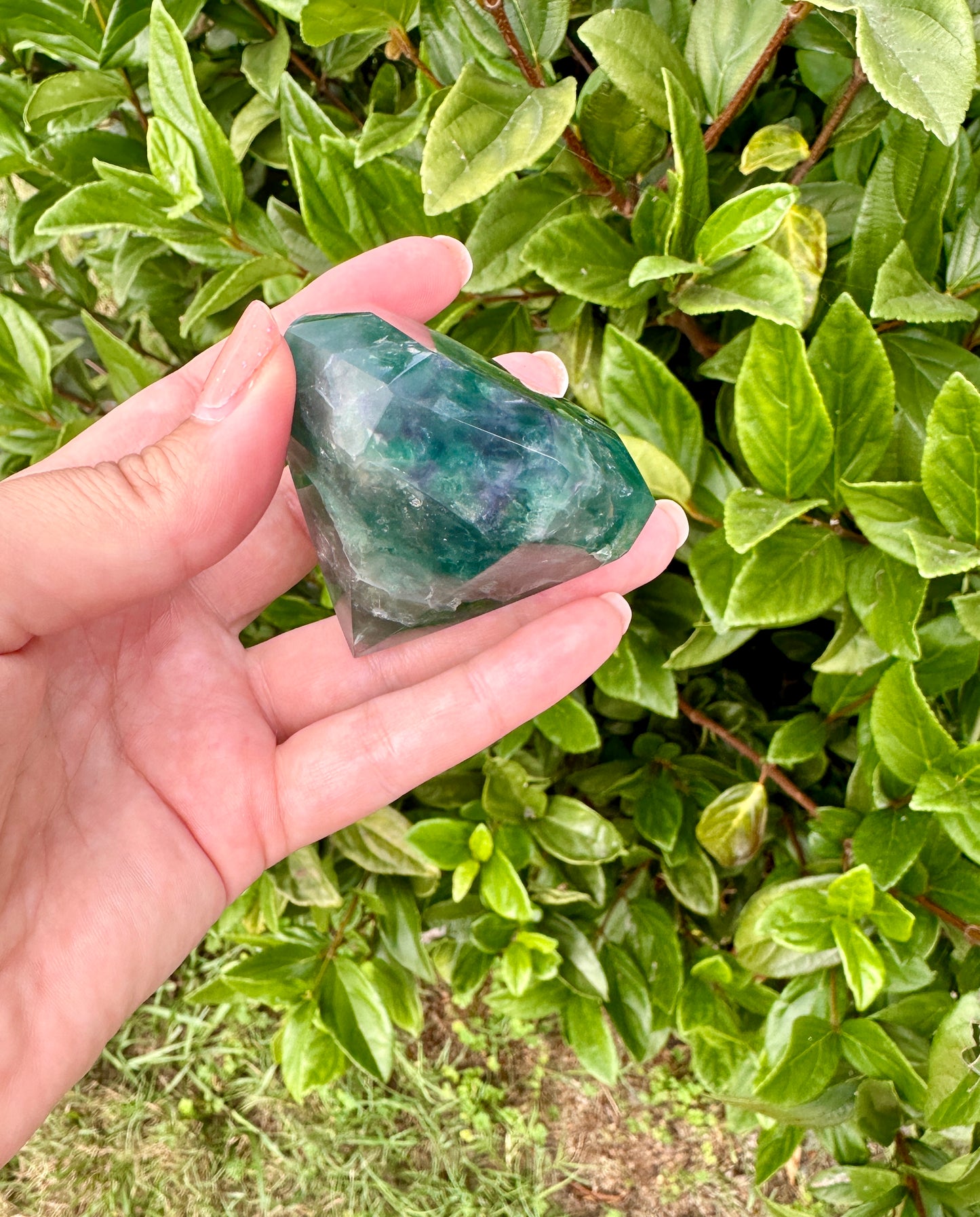 Stunning Fluorite Diamond Shape Carving: Perfect for Collectors and Decor, Vibrant Color Spectrum, Ideal Gift for Gem Enthusiasts