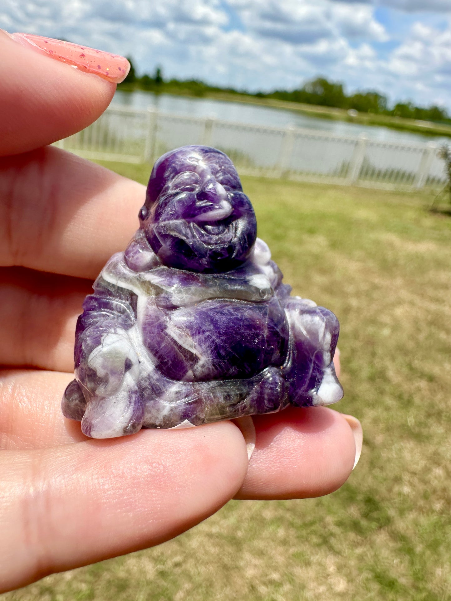 Dream Amethyst Buddha Carving: Serene Meditation Aid, Rich Purple Tones, Enhances Spiritual Decor, Perfect Zen Gift