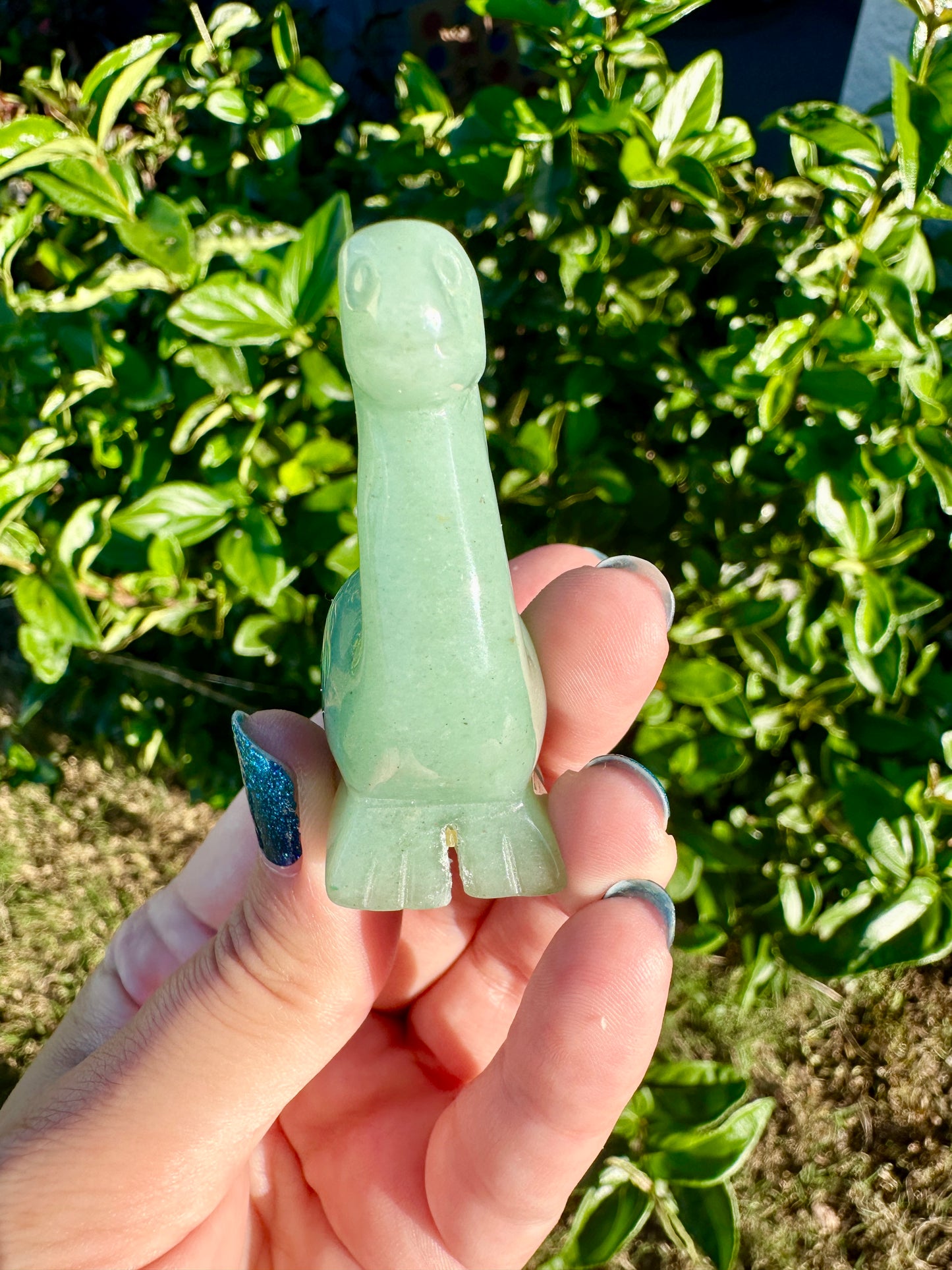 Green Aventurine Dinosaur Carving: Unique Decor Piece for Luck & Growth, Perfect for Collectors and Enthusiasts of Natural Healing