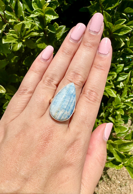 Elegant Sterling Silver Scheelite Ring Size 9.75 – Natural Blue Scheelite Gemstone – Handmade Silver Jewelry – Boho Statement Ring – Unique Gift for Her