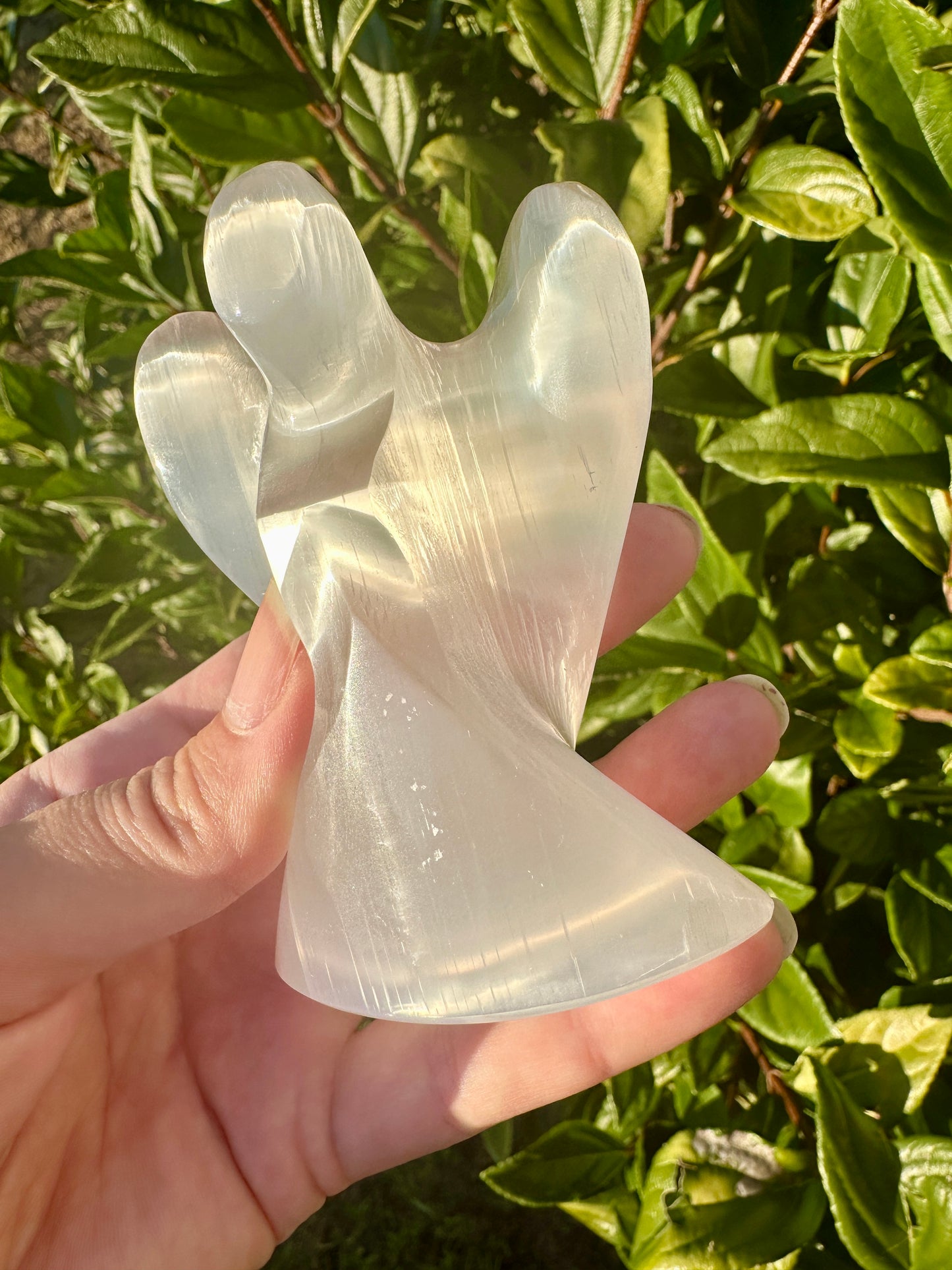 Angel Selenite Carving: Divine Handcrafted Gemstone Figurine for Spiritual Healing and Peaceful Home Decor, Ideal for Meditation Spaces