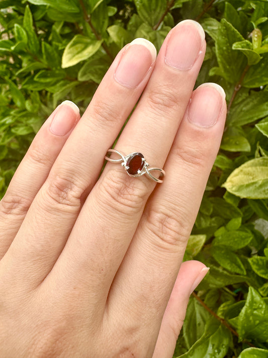 Sterling Silver Garnet Ring Size 8.5 - Elegant Handcrafted Jewelry with Vibrant Garnet Gemstone for Timeless Beauty and Charm