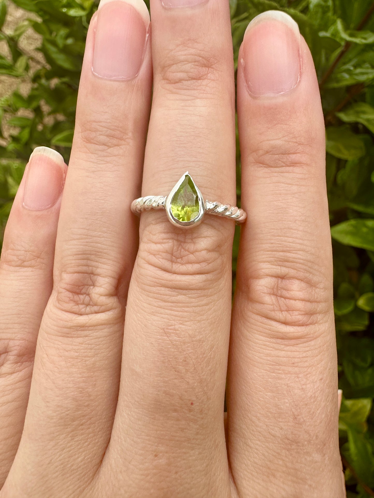 Peridot Sterling Silver Ring Size 8, August Birthstone Jewelry, Green Gemstone Ring, Handmade Gift for Her, Minimalist Design, Fine Jewelry