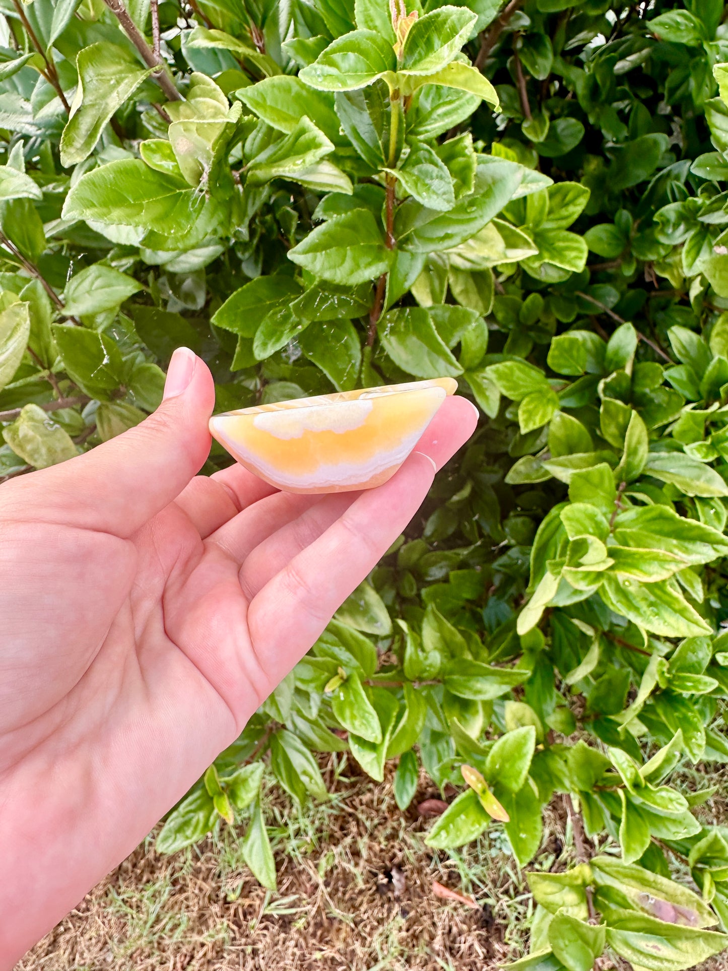 Yellow Calcite Moon Bowl, Natural Healing Crystal Decor, Spiritual Meditation, Unique Home Decor, Reiki Energy, Crystal Holder, Gift Idea