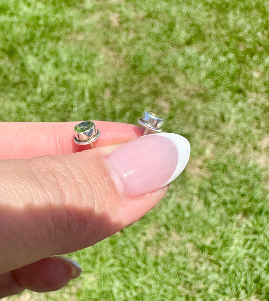 Peridot Sterling Silver Stud Earrings, August Birthstone Jewelry, Green Gemstone Ring,  Minimalist Design, Fine Jewelry