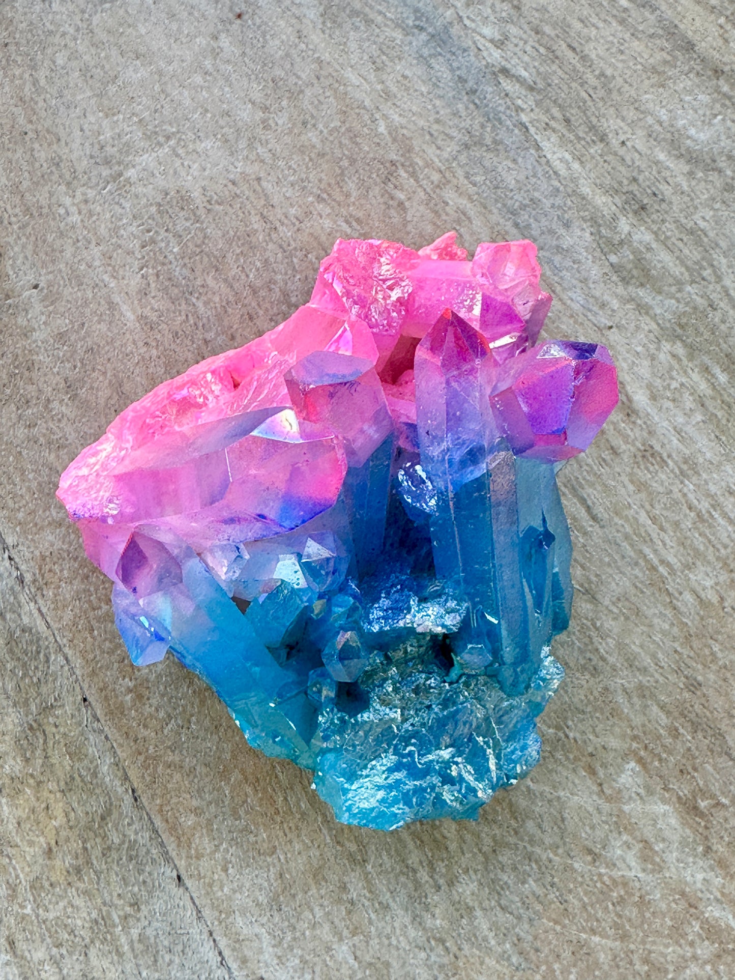 Radiant Aura Quartz Cluster - A Dazzling Display of Color and Energy, Ideal for Healing, Meditation, and Home Decor