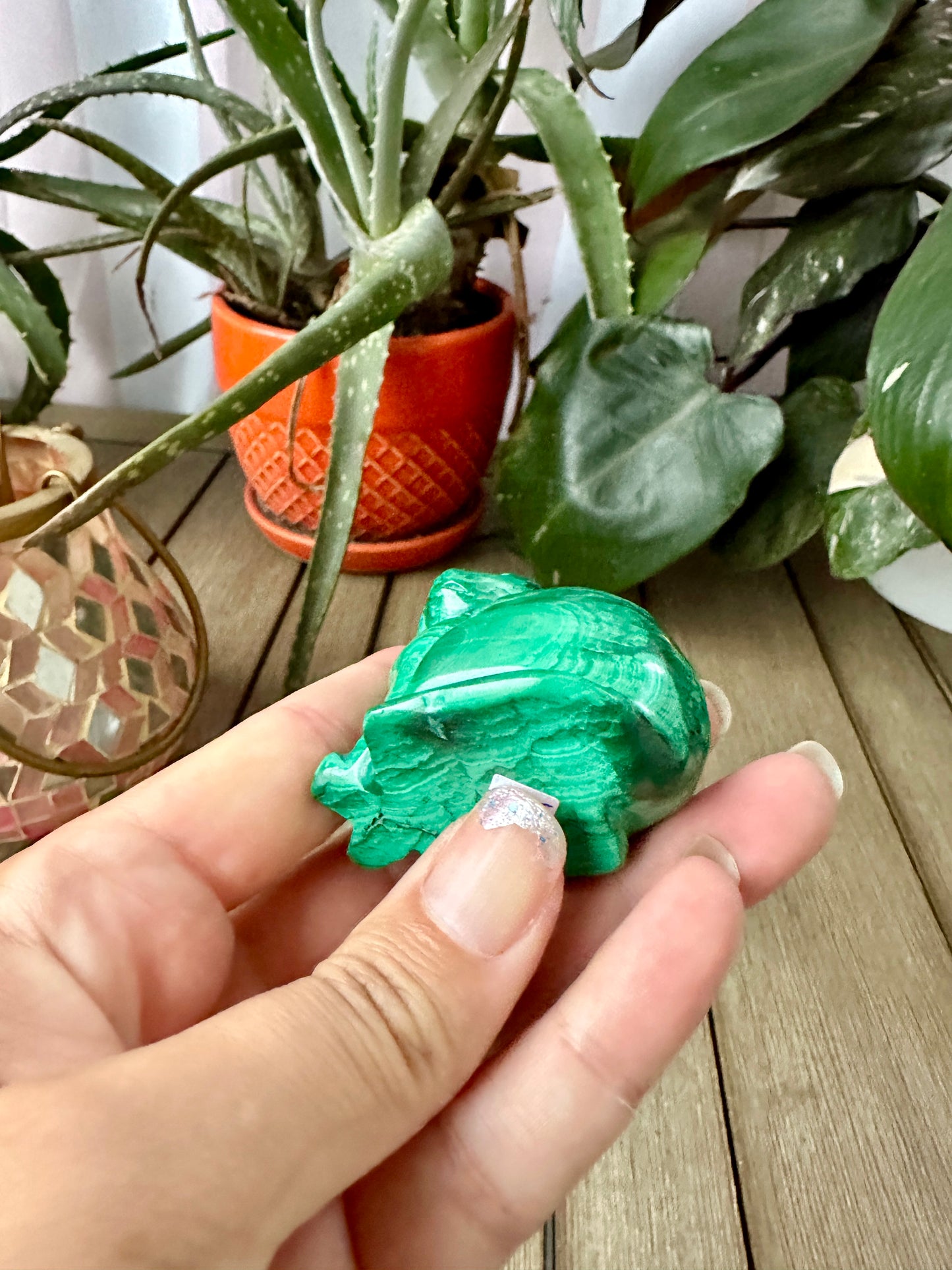 Beautiful Malachite Cat Carving - Natural Healing Crystal Sculpture for Home Decor, Collectors, and Gift Giving