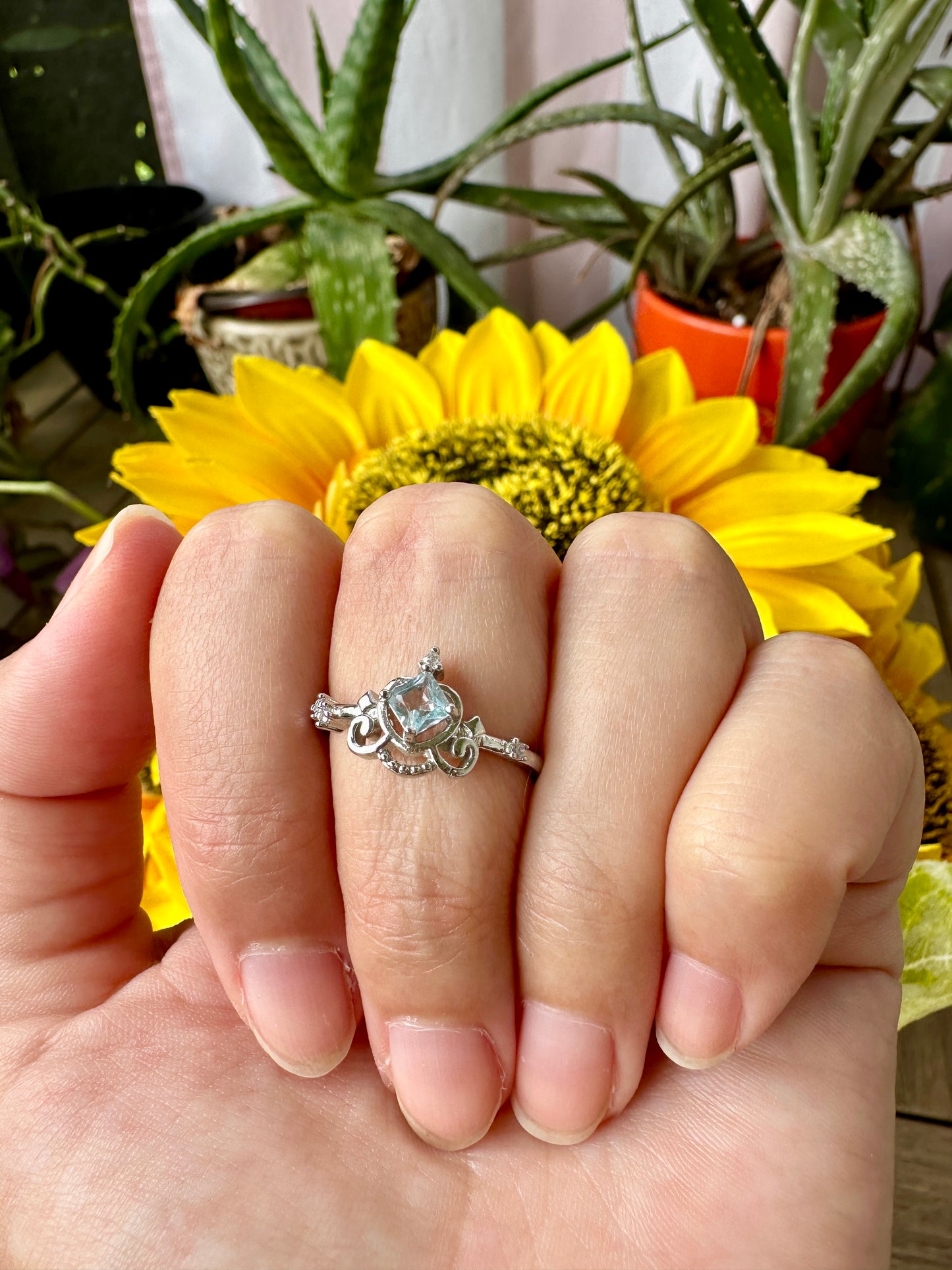 Elegant Adjustable Stainless Steel Aquamarine Ring - Natural Gemstone Ring for Healing, Fashion, and Gift Giving