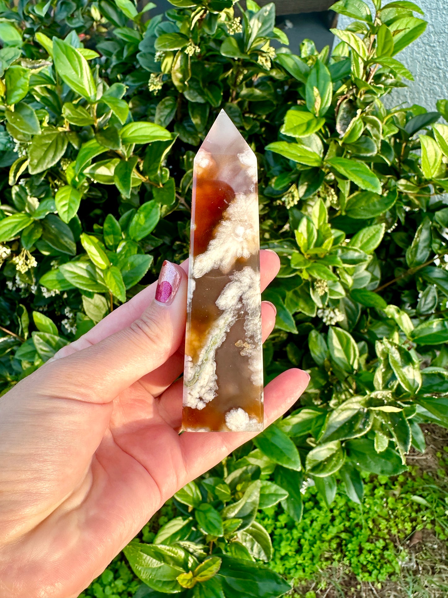 Discover the Enchanting Beauty of Flower Agate Towers - Perfect for Home Decor, Meditation, and Spiritual Healing