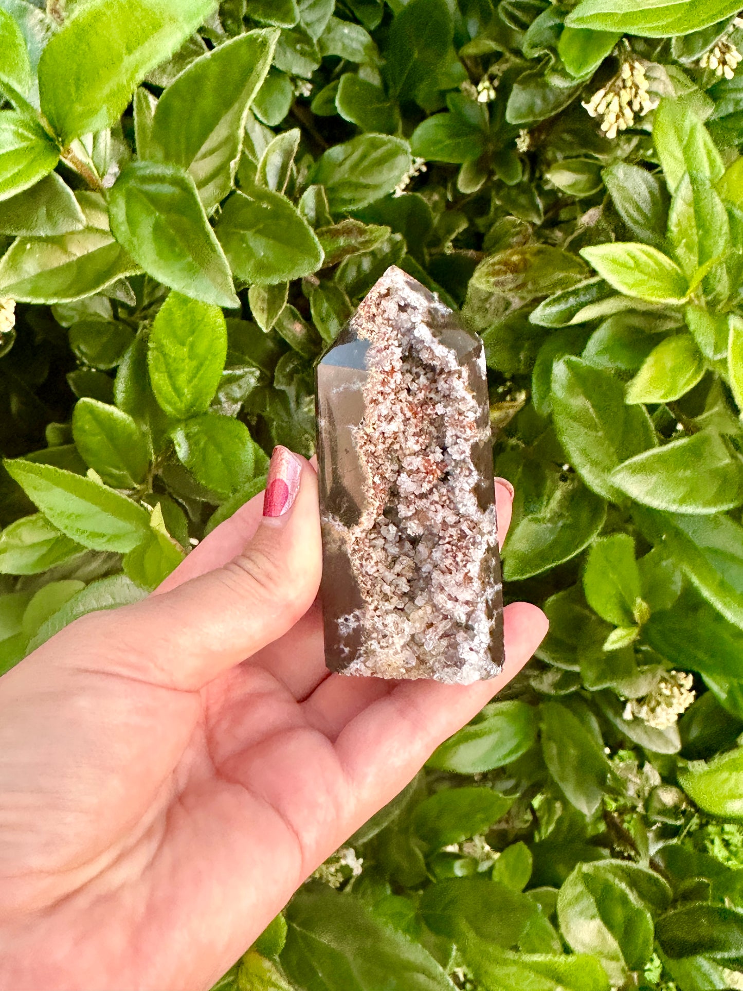 Druzy Agate Tower - Sparkling Natural Wonder for Energy Amplification and Emotional Balance, Perfect for Home or Office Decor