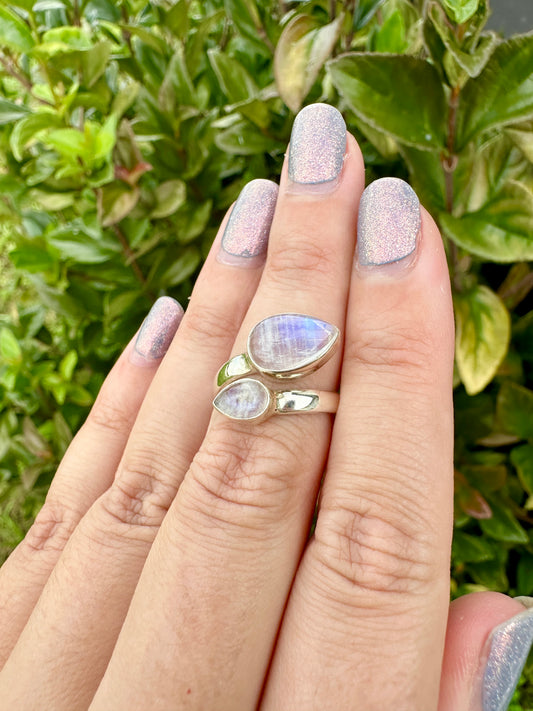 Sterling Silver Moonstone Ring Size 7, Captivating Gemstone Jewelry, Mystical Lunar Inspired Accessory, Unique Gift Idea