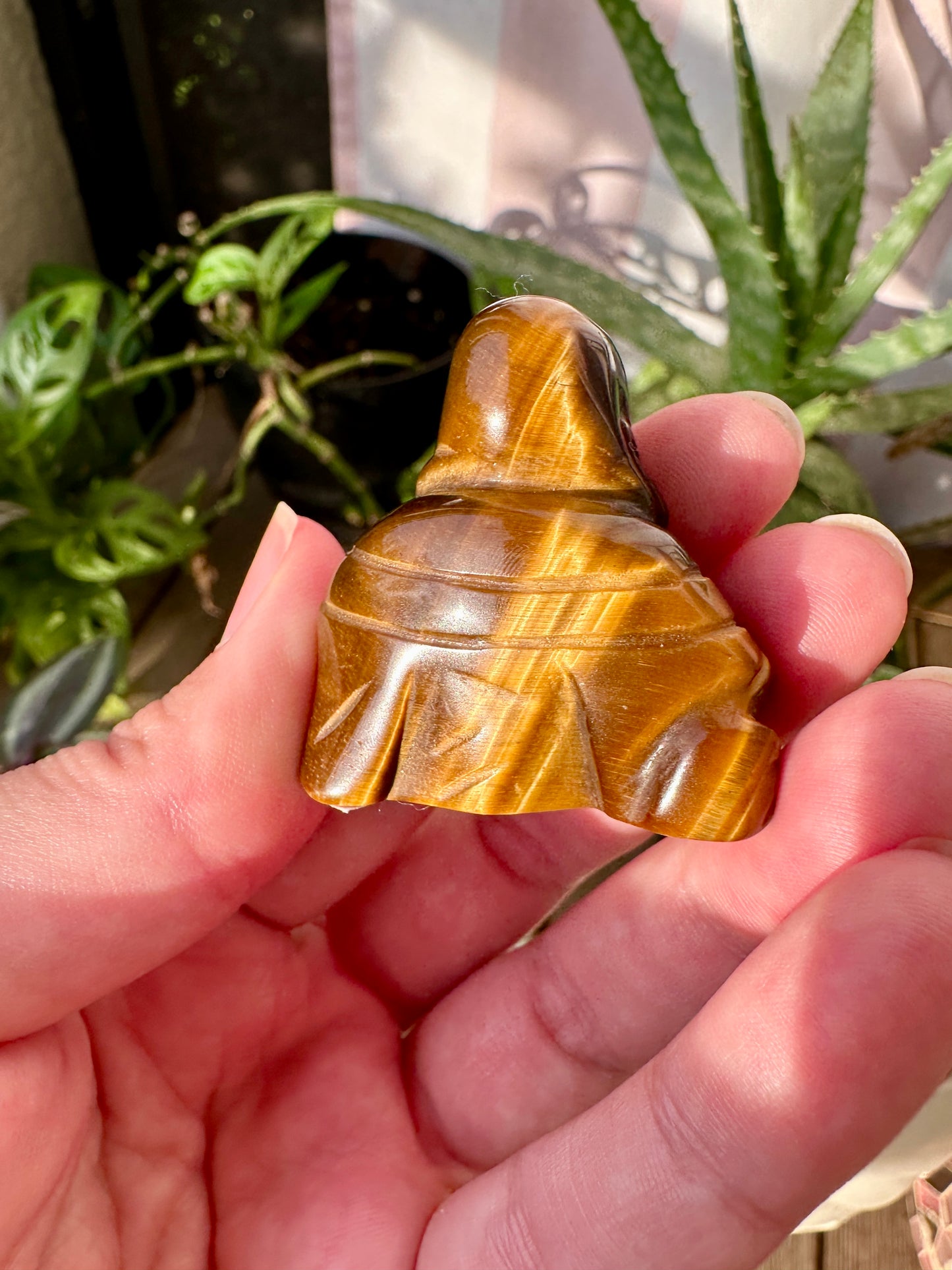 Tiger's Eye Buddha Carving: Spiritual Decor for Meditation and Harmony, Gemstone Statue for Inner Peace