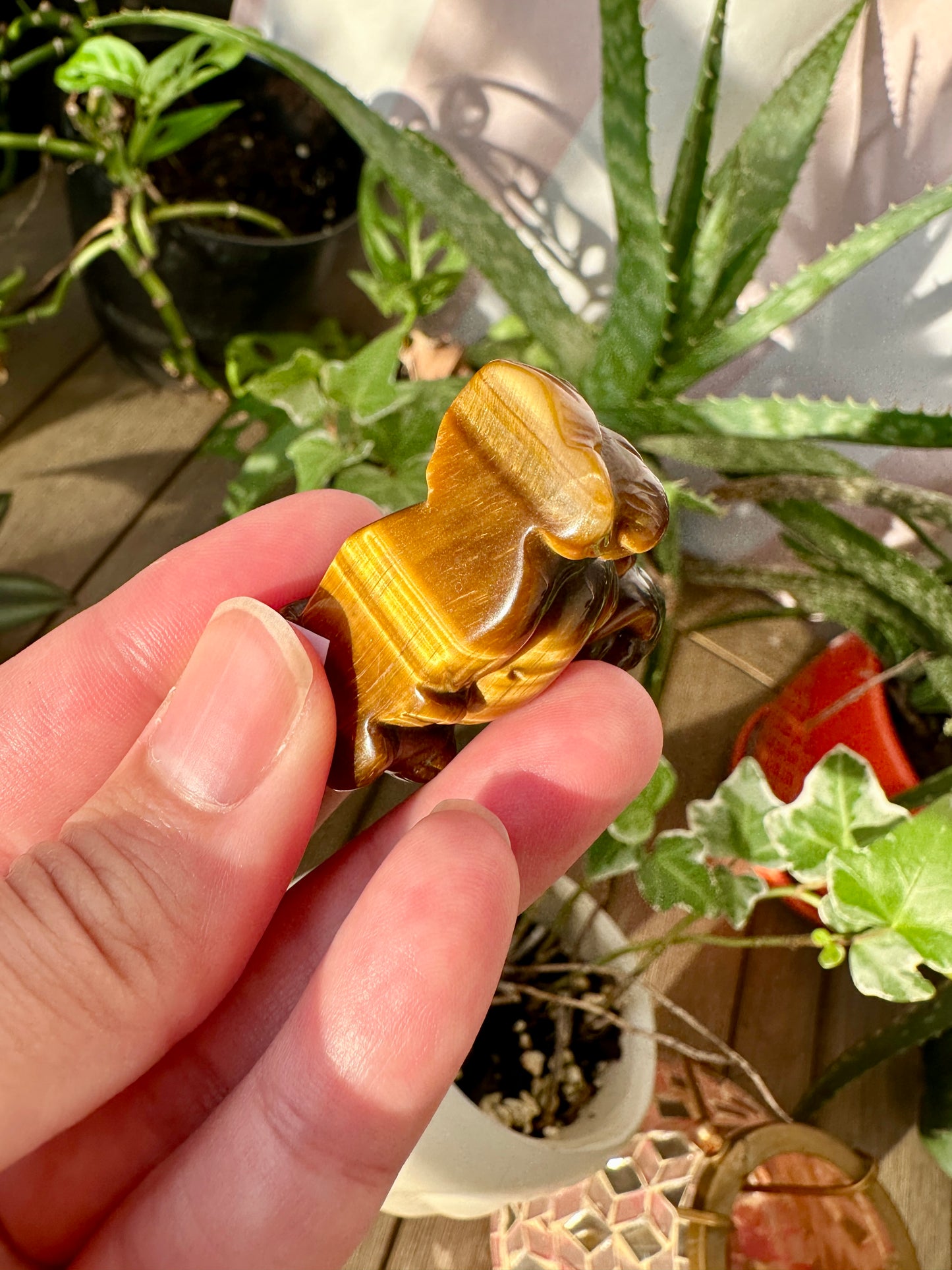 Tiger's Eye Buddha Carving: Spiritual Decor for Meditation and Harmony, Gemstone Statue for Inner Peace