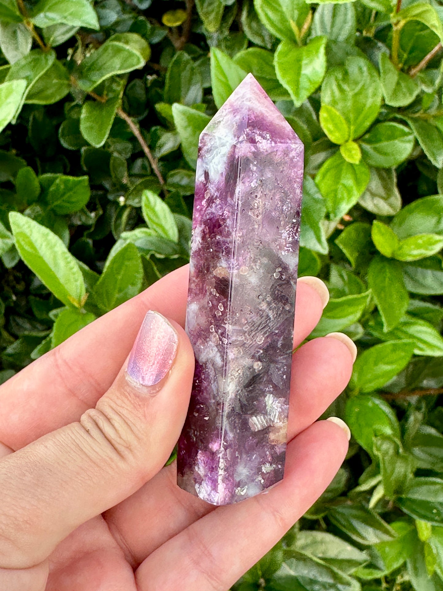 Gem Lepidolite Tower: Exquisite Purple Crystal Point, High-Quality Lepidolite Gemstone, Soothing Energy & Spiritual Decor Piece